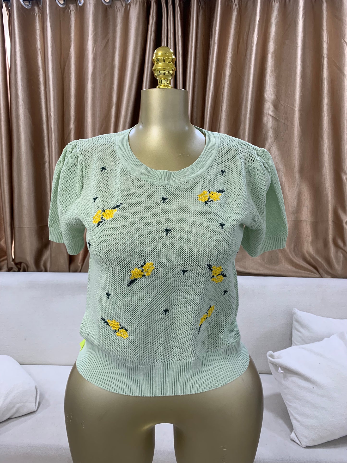 Yellow flower top MID2317