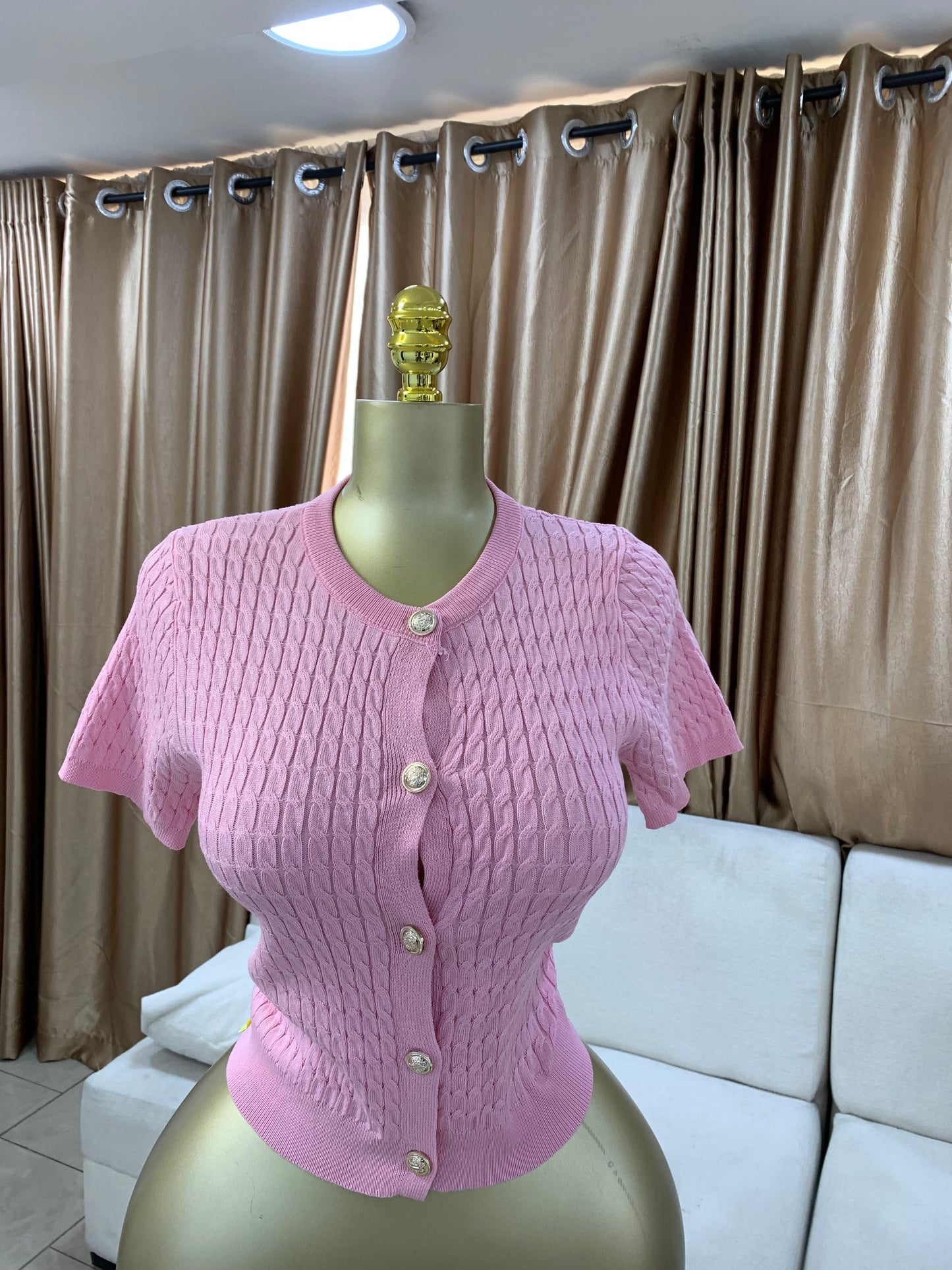 Button woven top