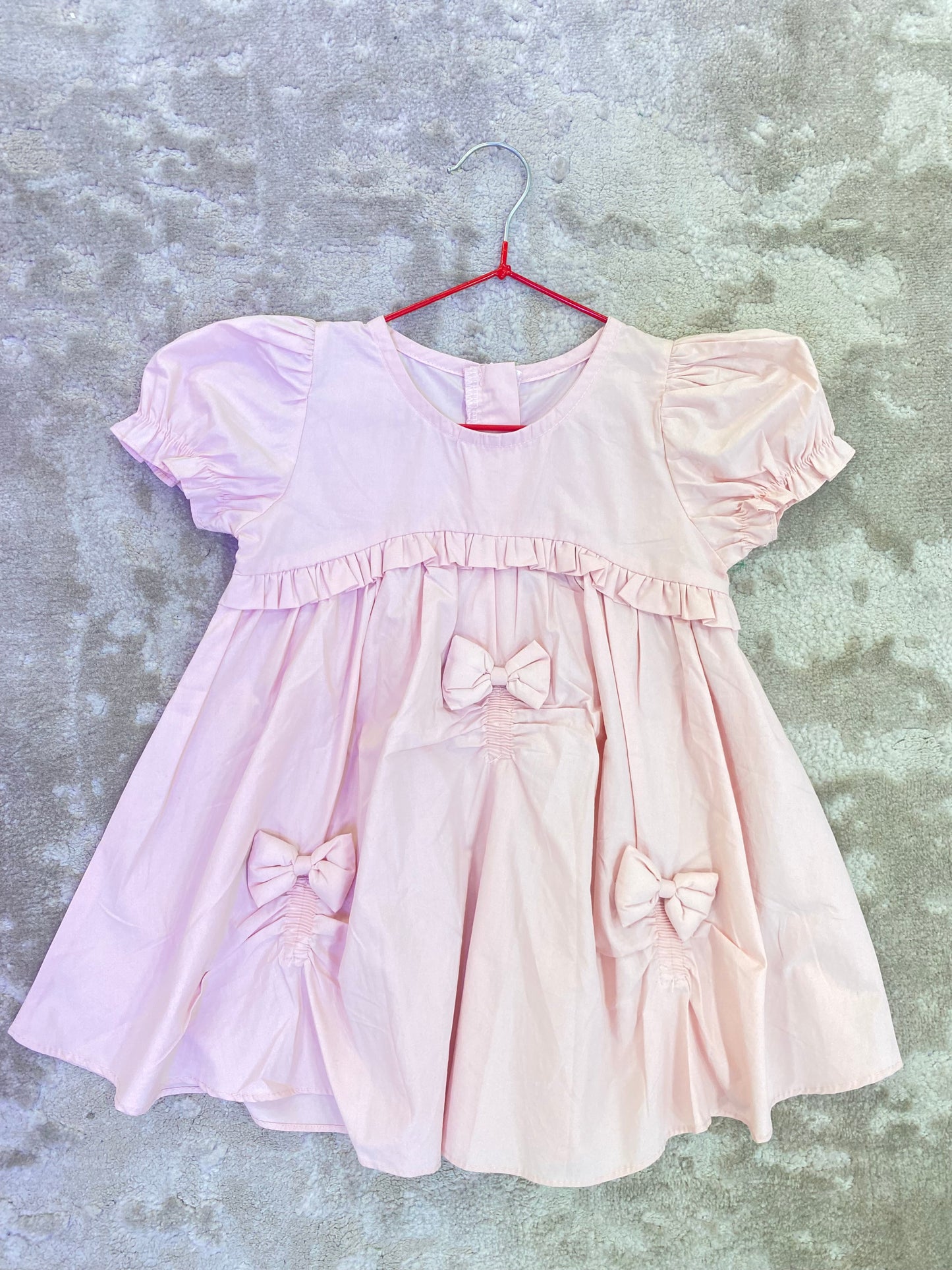 Children gown 108