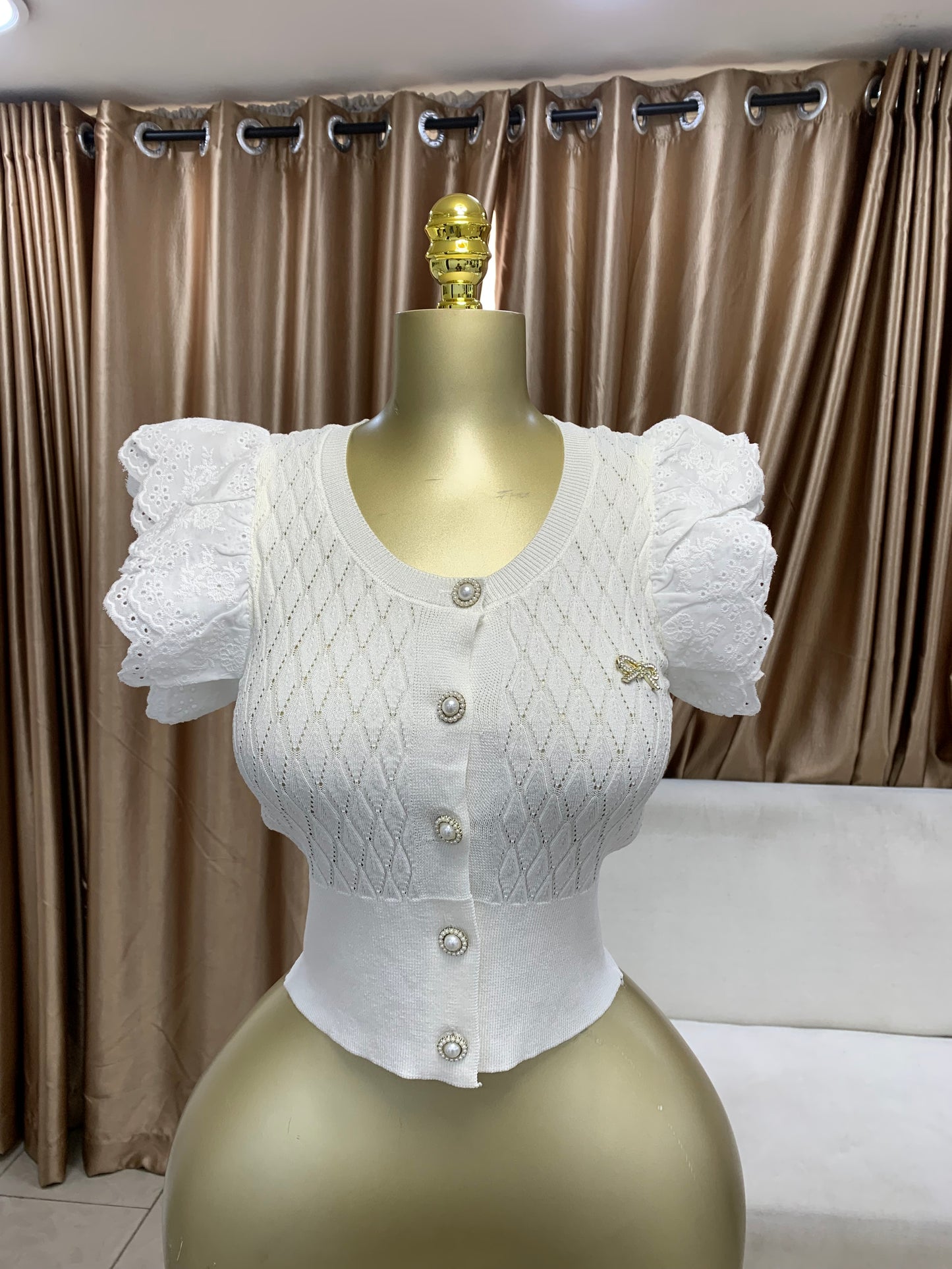 Lace sleeve bow top MID126