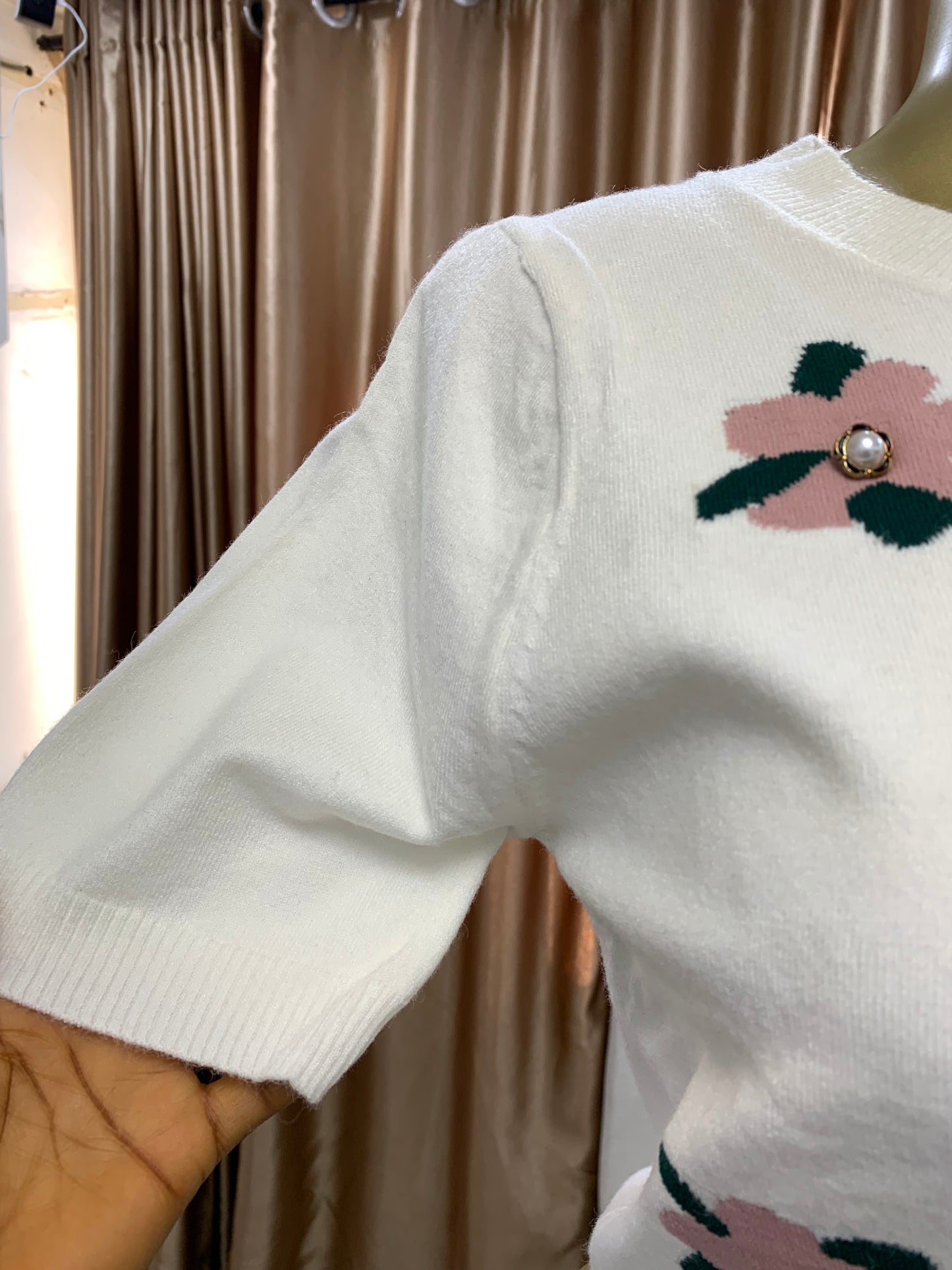 Flower button top