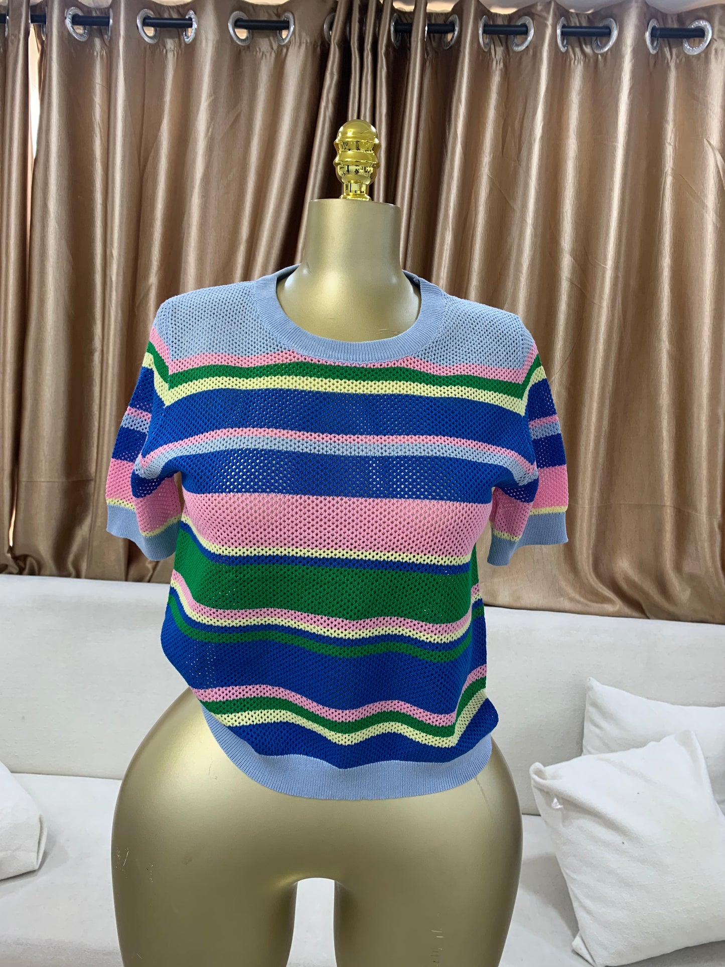 Multicolor knitted top