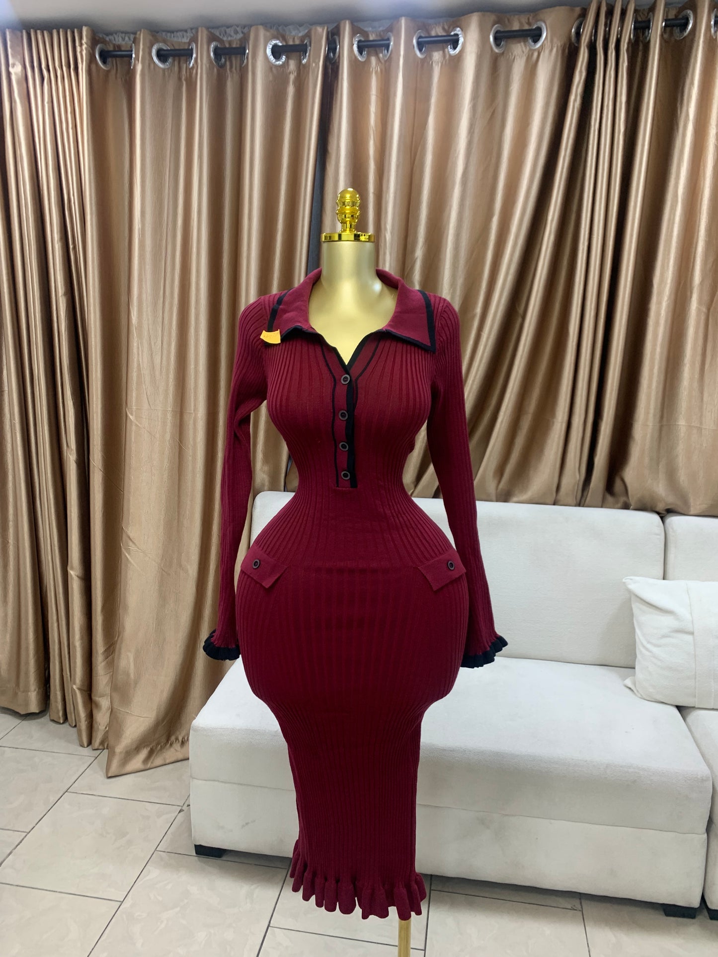 Jinyorl black tips gown
