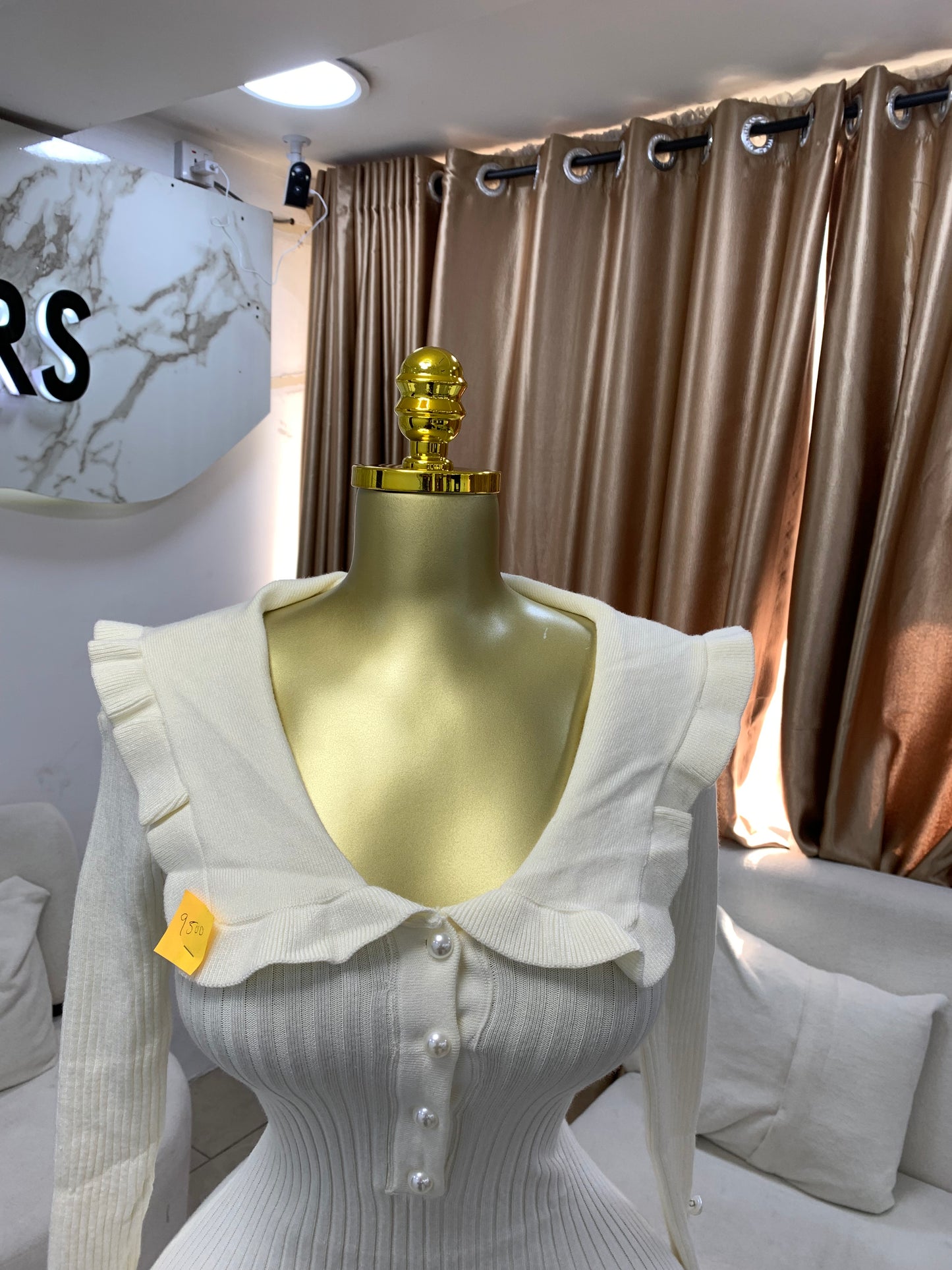 White cape gown MID603