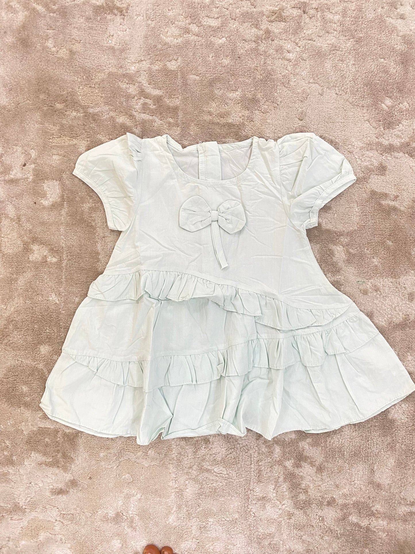 Children gown 109