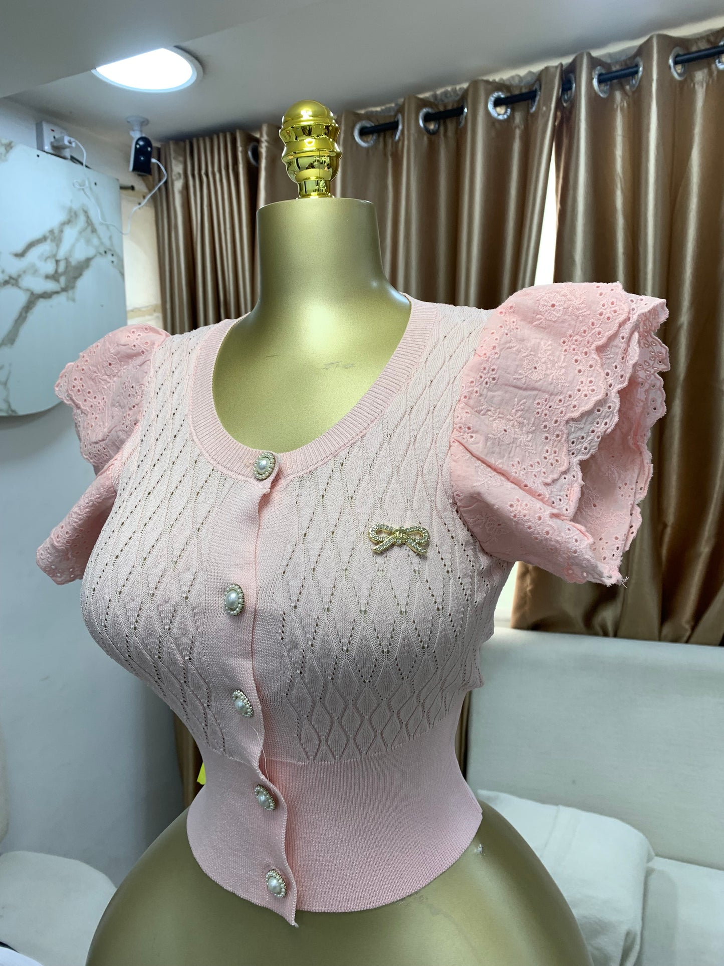 Lace sleeve bow top MID126