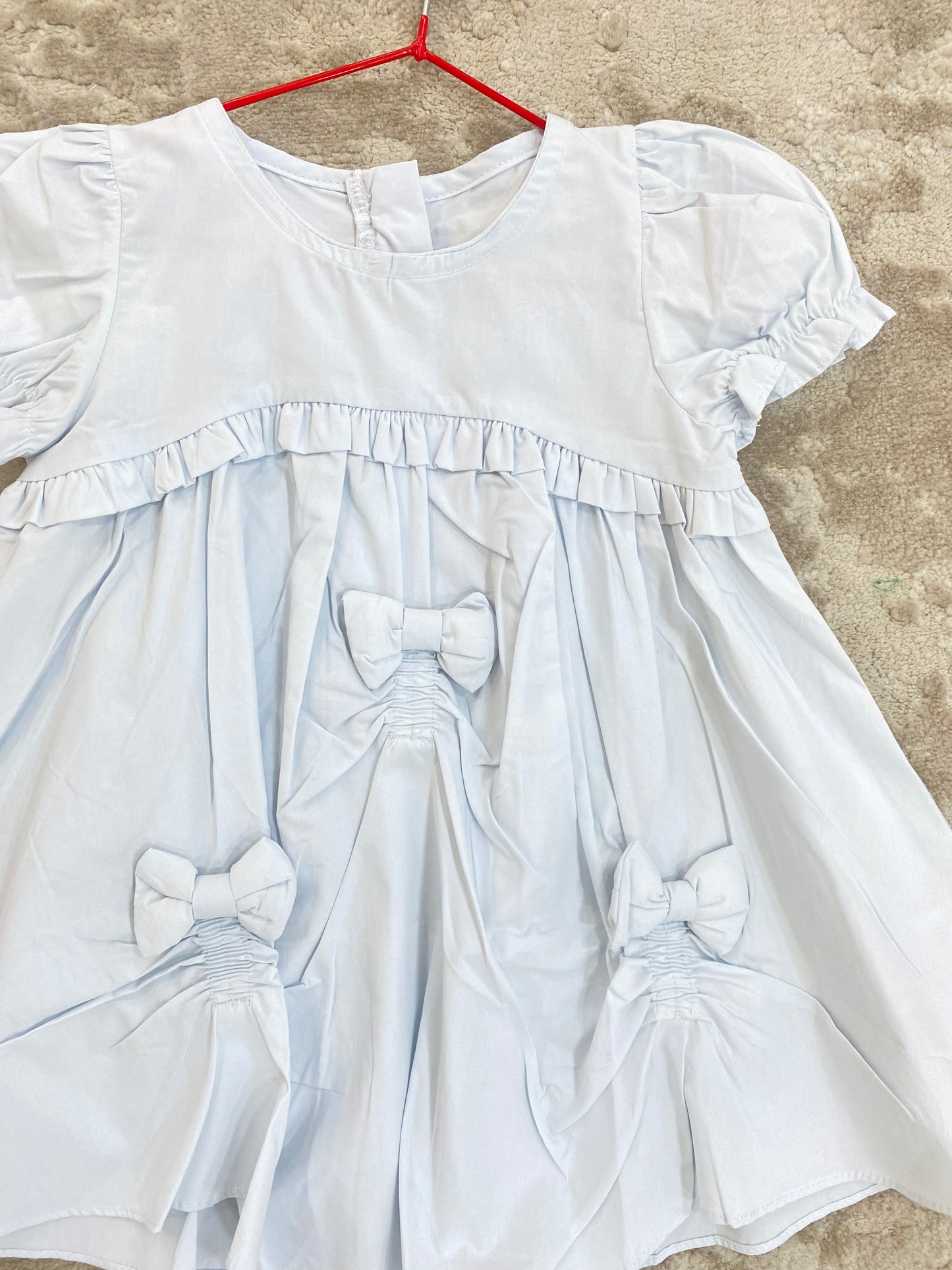Children gown 108