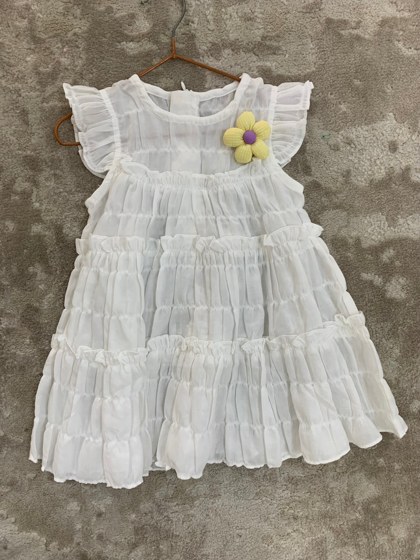 Children gown 105