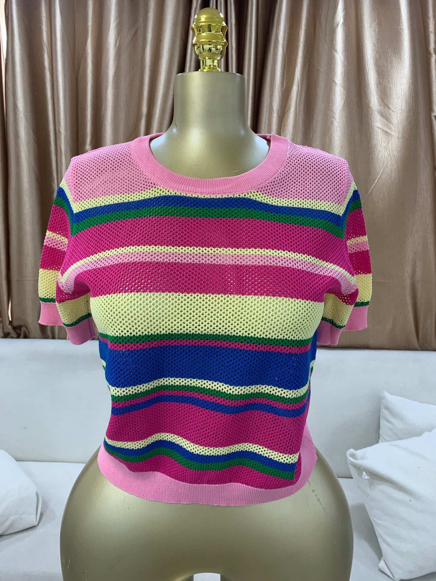 Multicolor knitted top