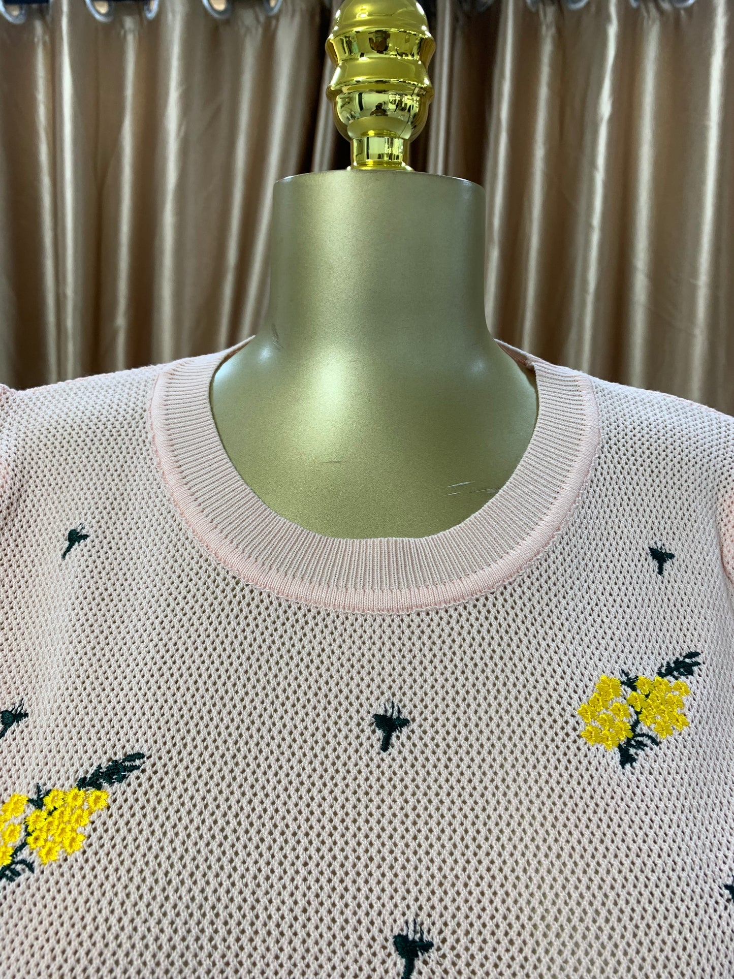 Yellow flower top MID2317