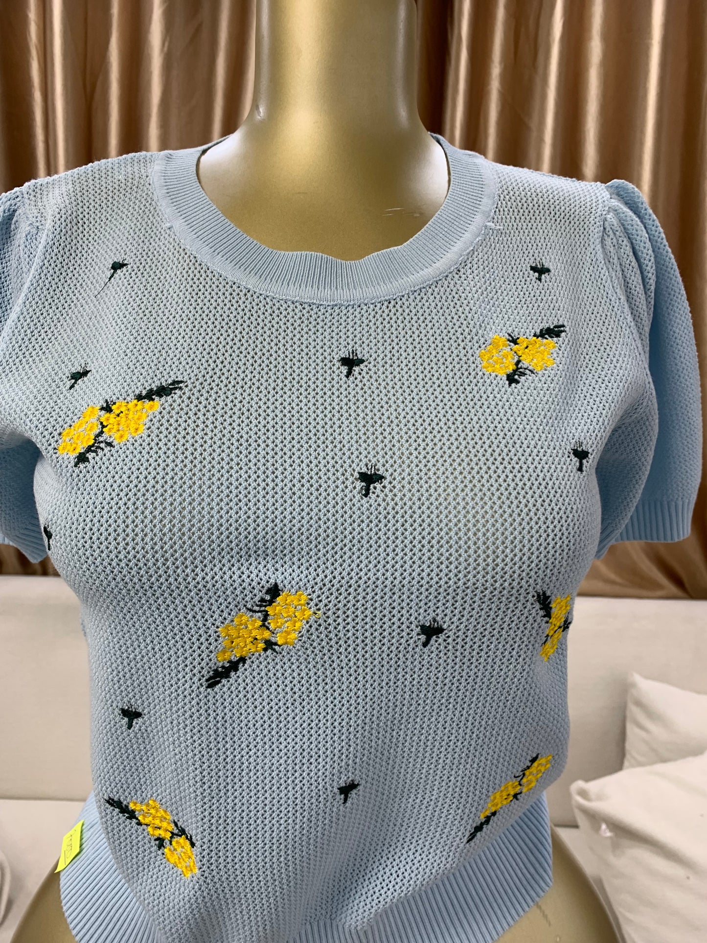 Yellow flower top MID2317