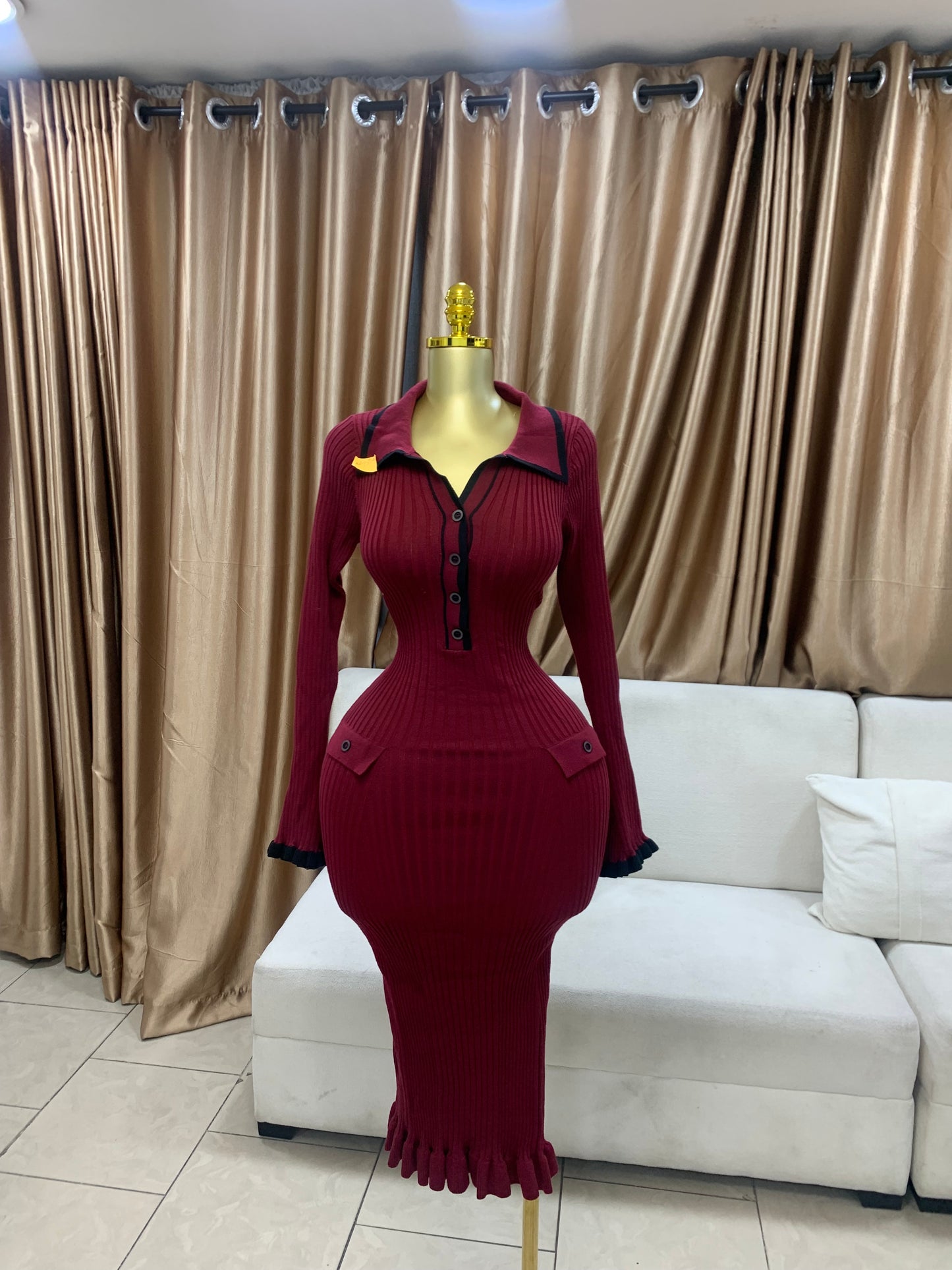 Jinyorl black tips gown