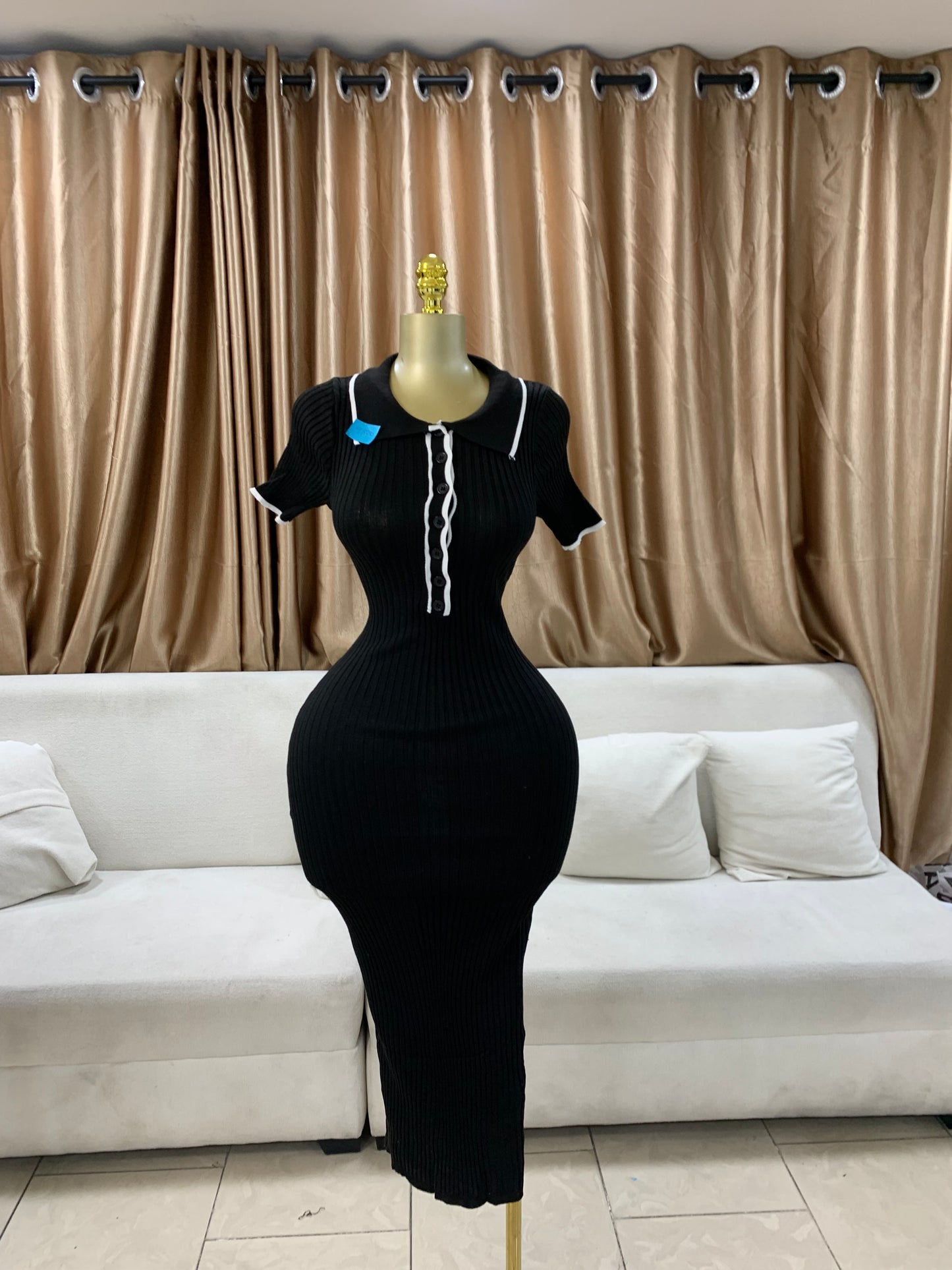 Maxi white collar gown