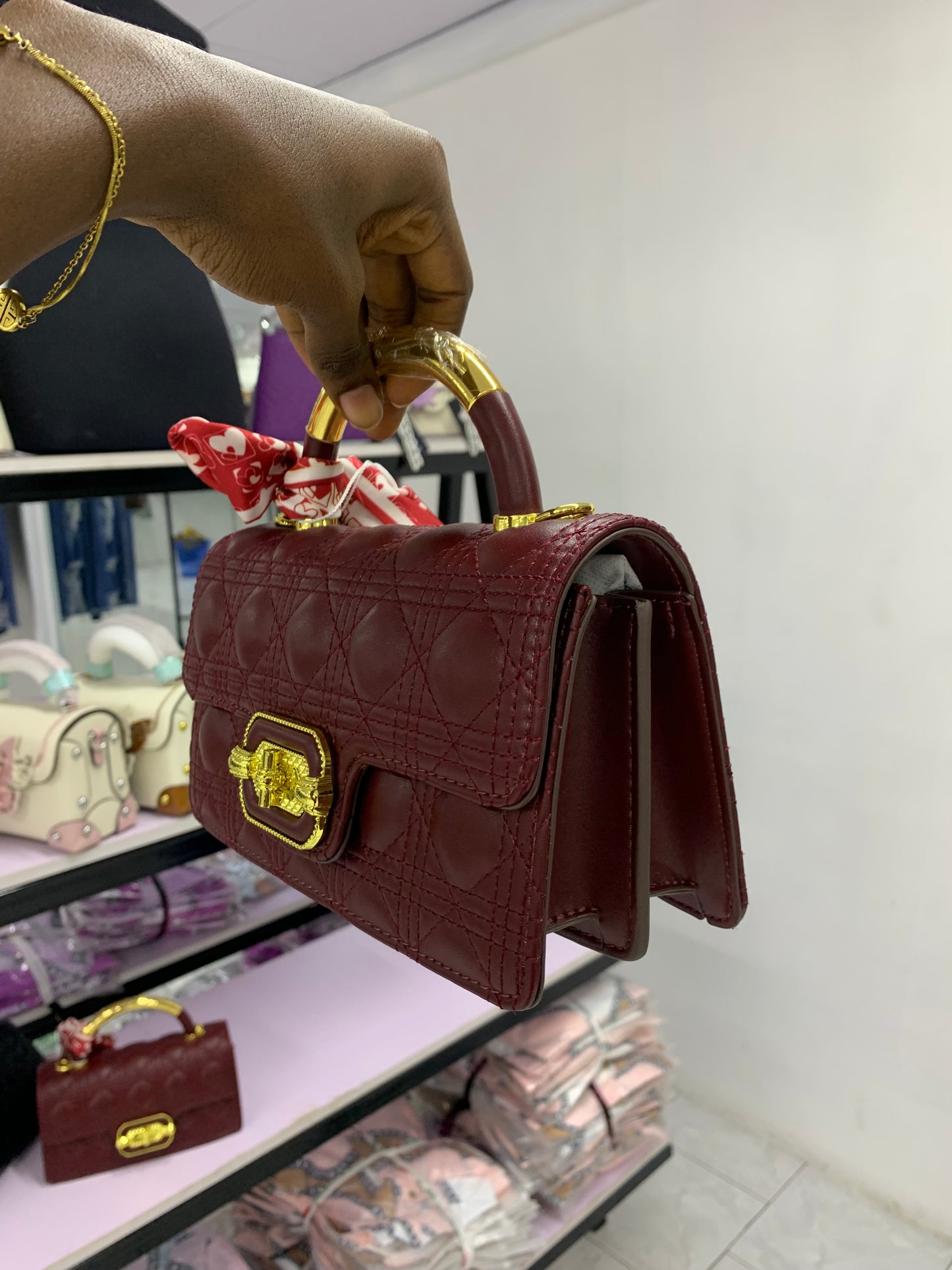 Miss Gail wine bag