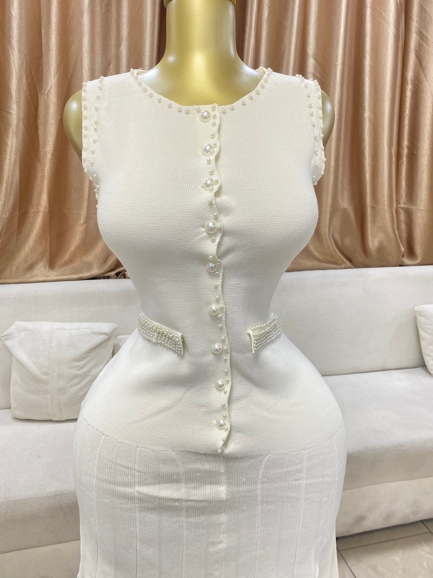 New idol bead gown