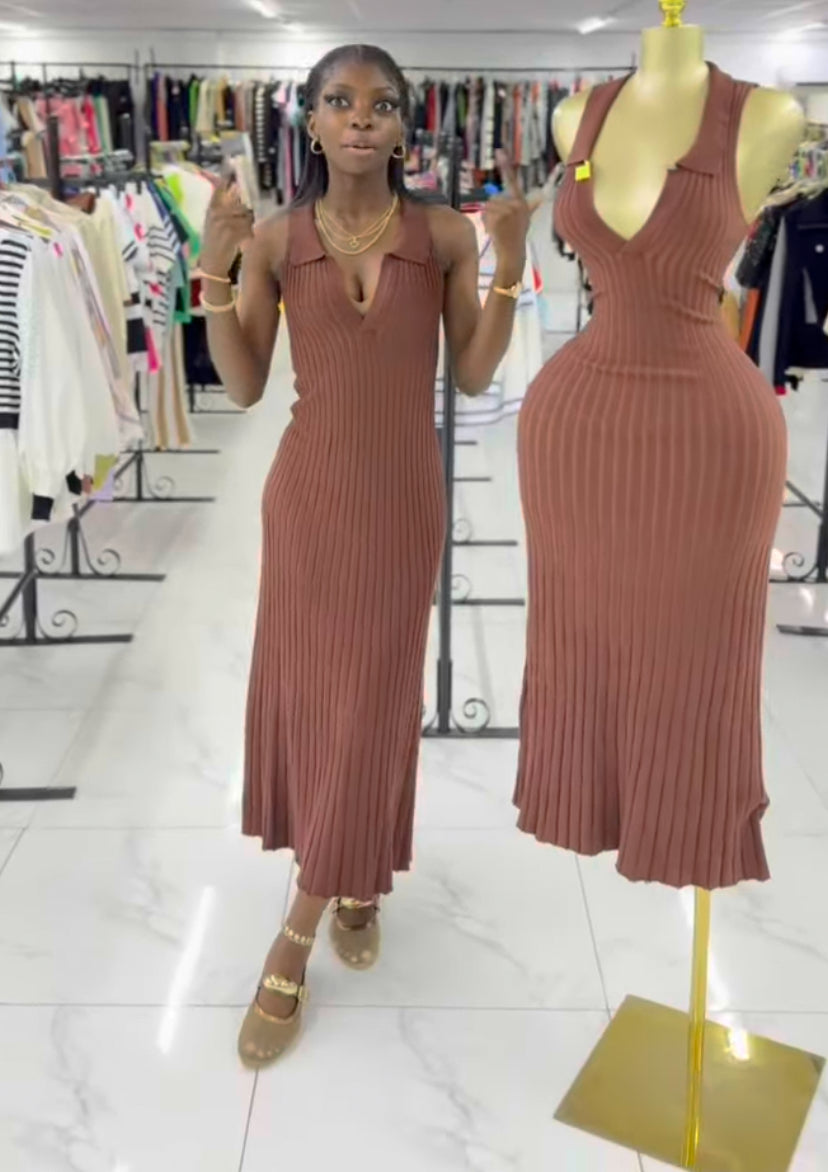 Brown maxi sleeveless gown MID961