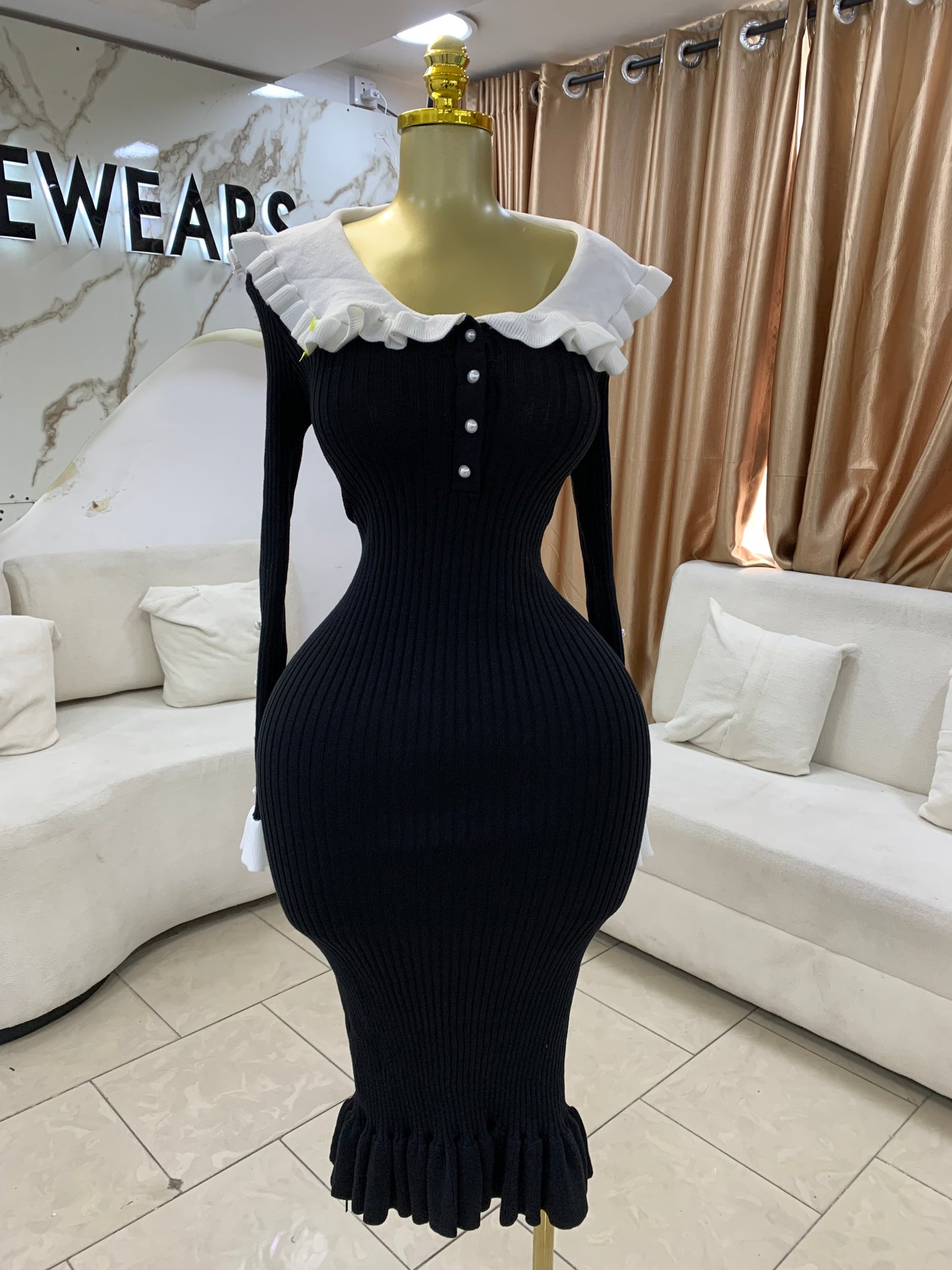 White cape gown MID603
