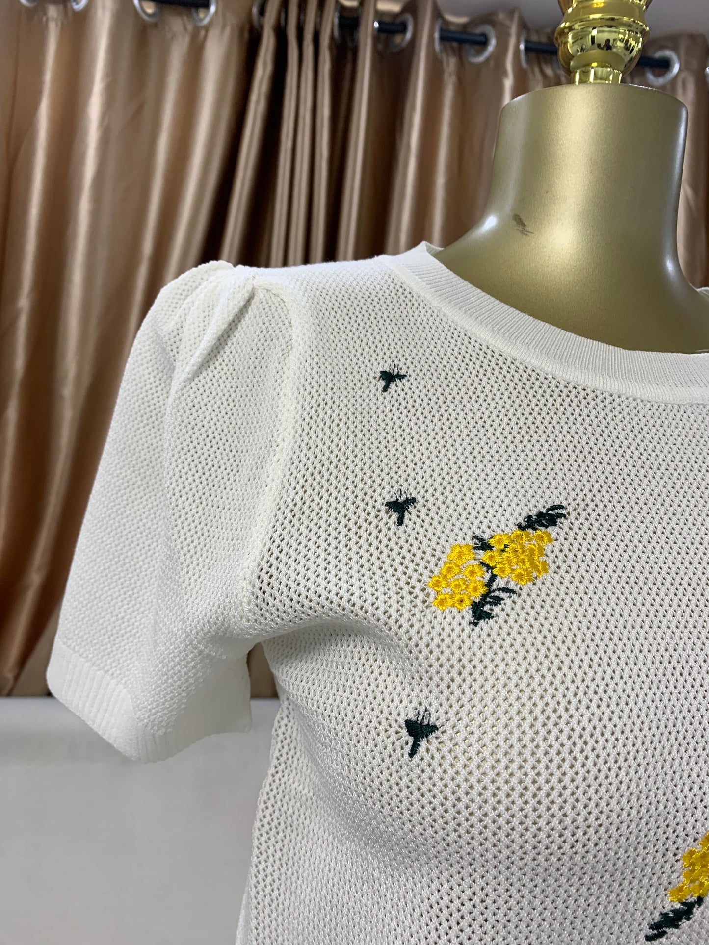 Yellow flower top MID2317