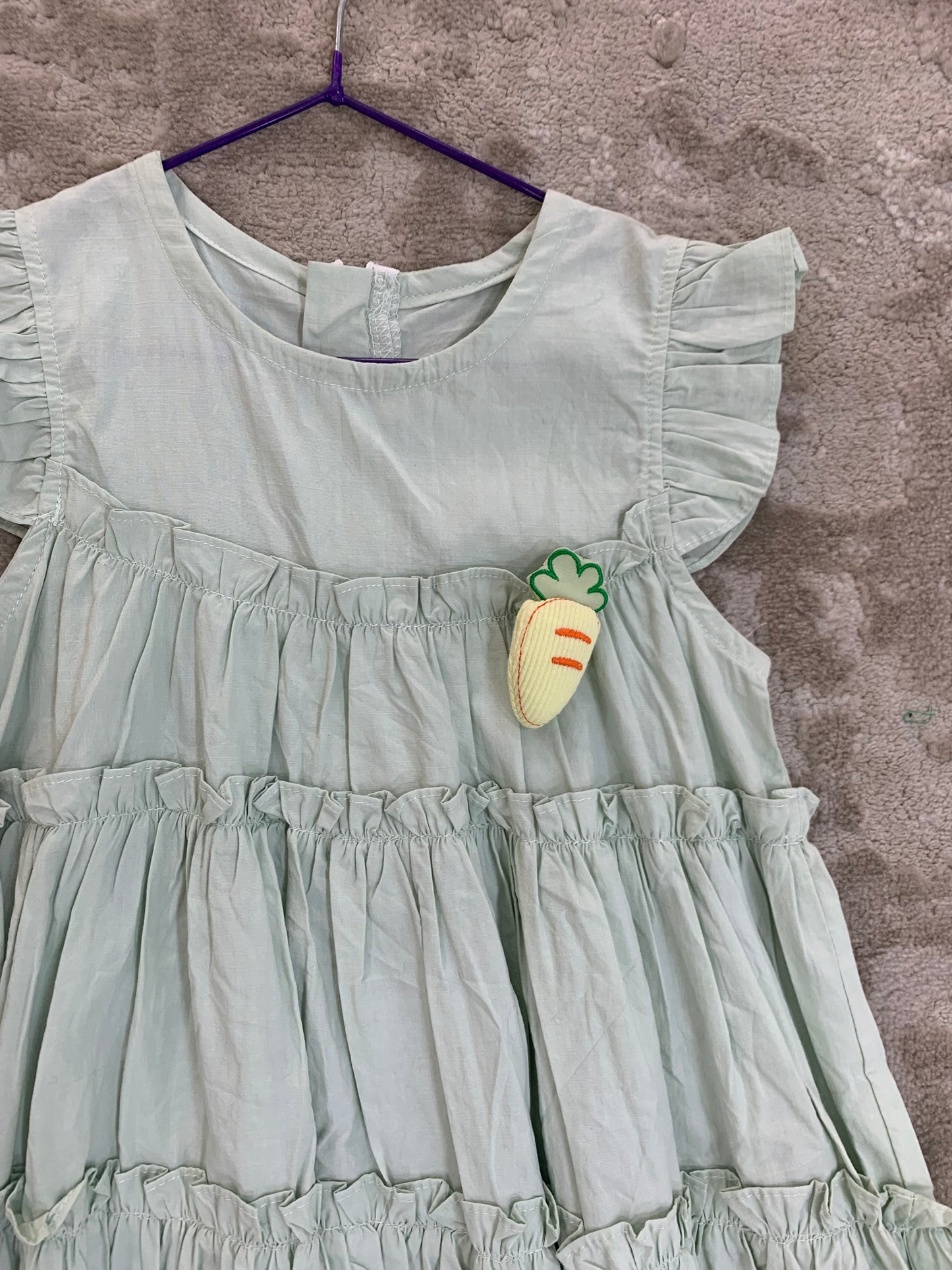 Children gown 103