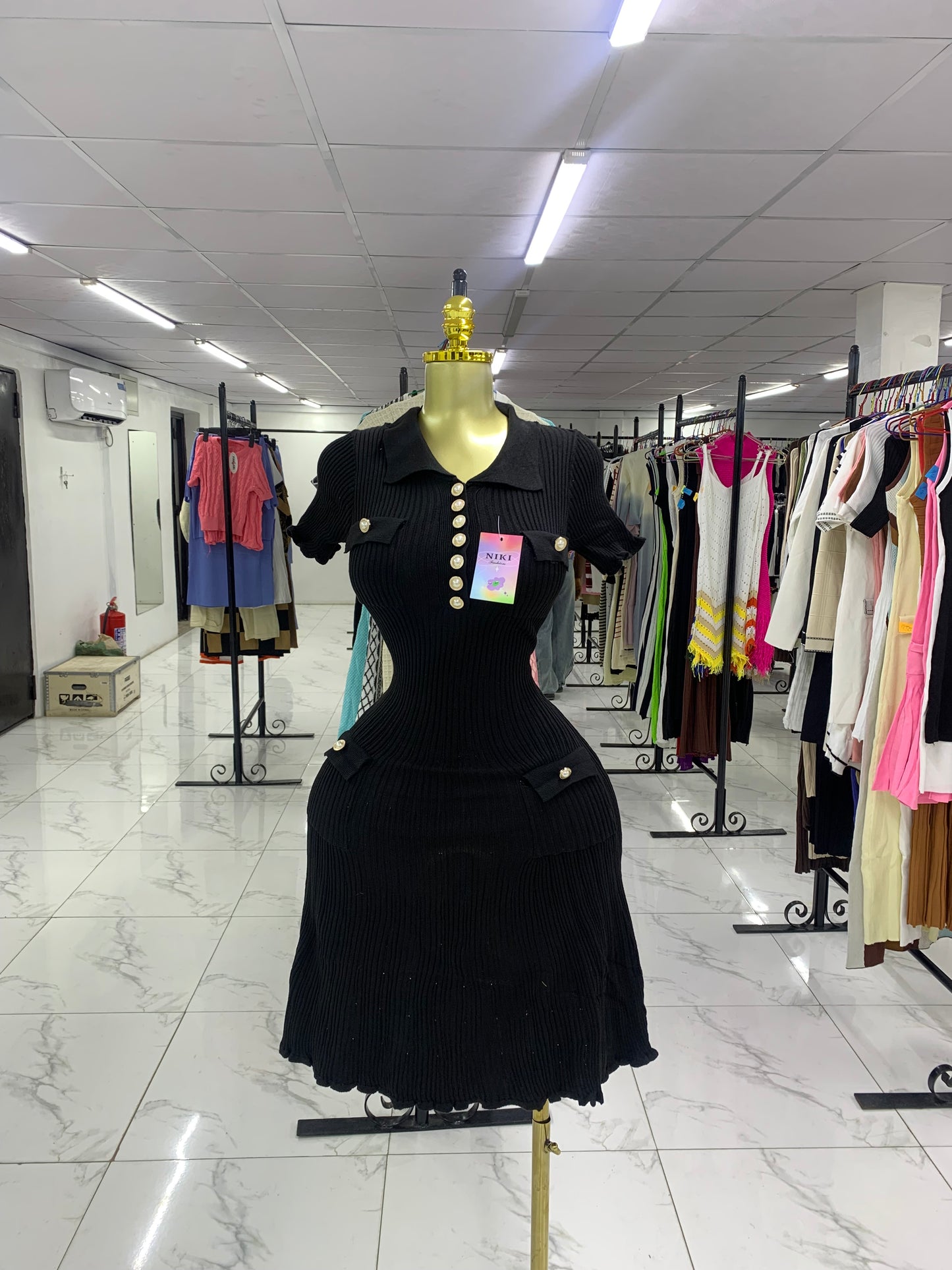 Niki short flare gown MIDE102