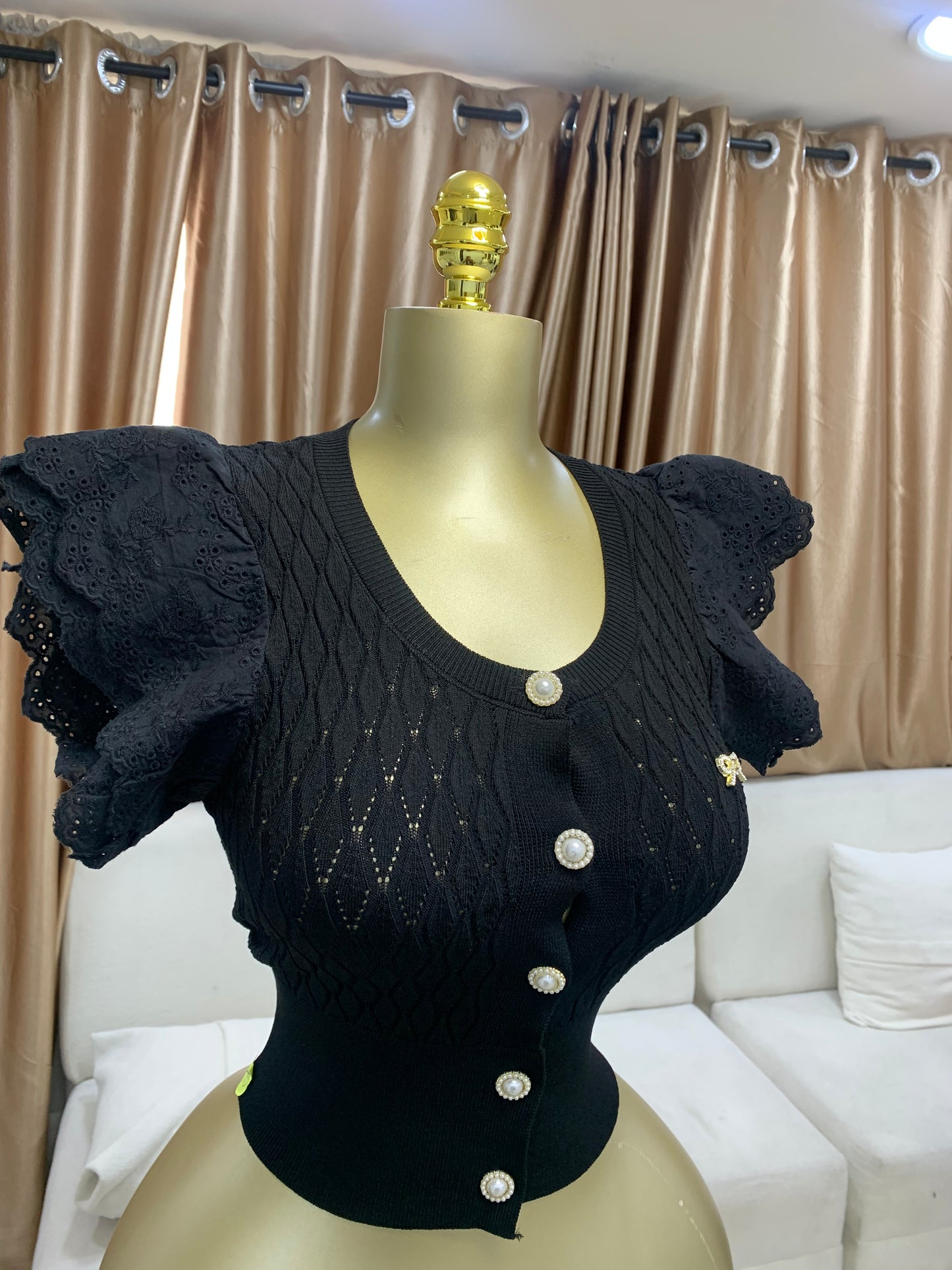 Lace sleeve bow top MID126