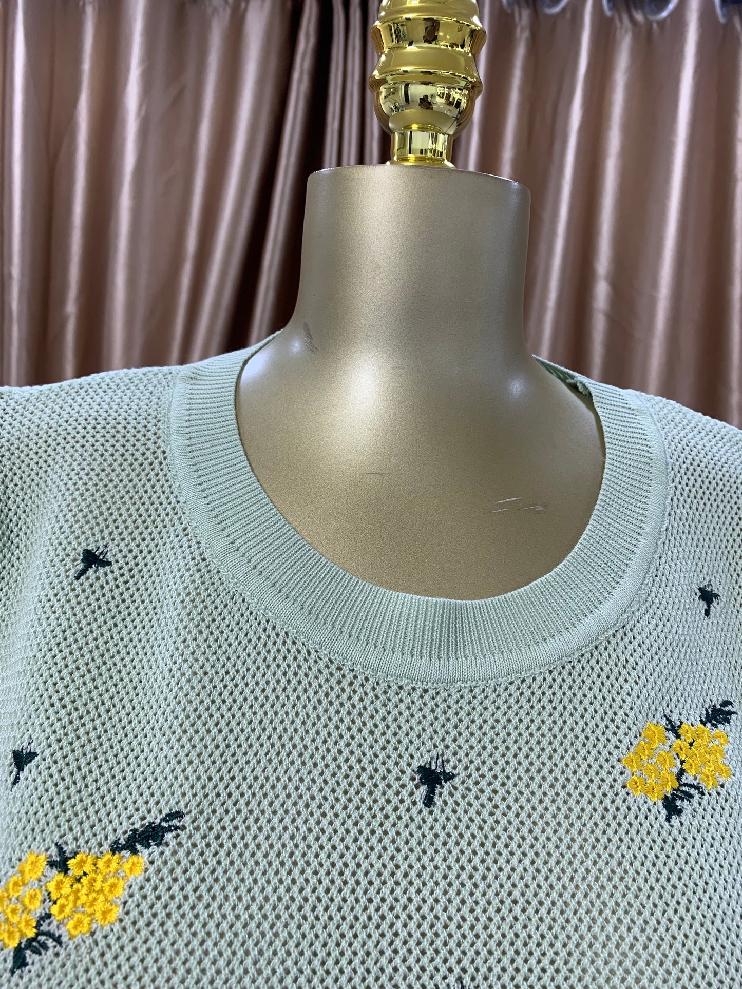 Yellow flower top MID2317