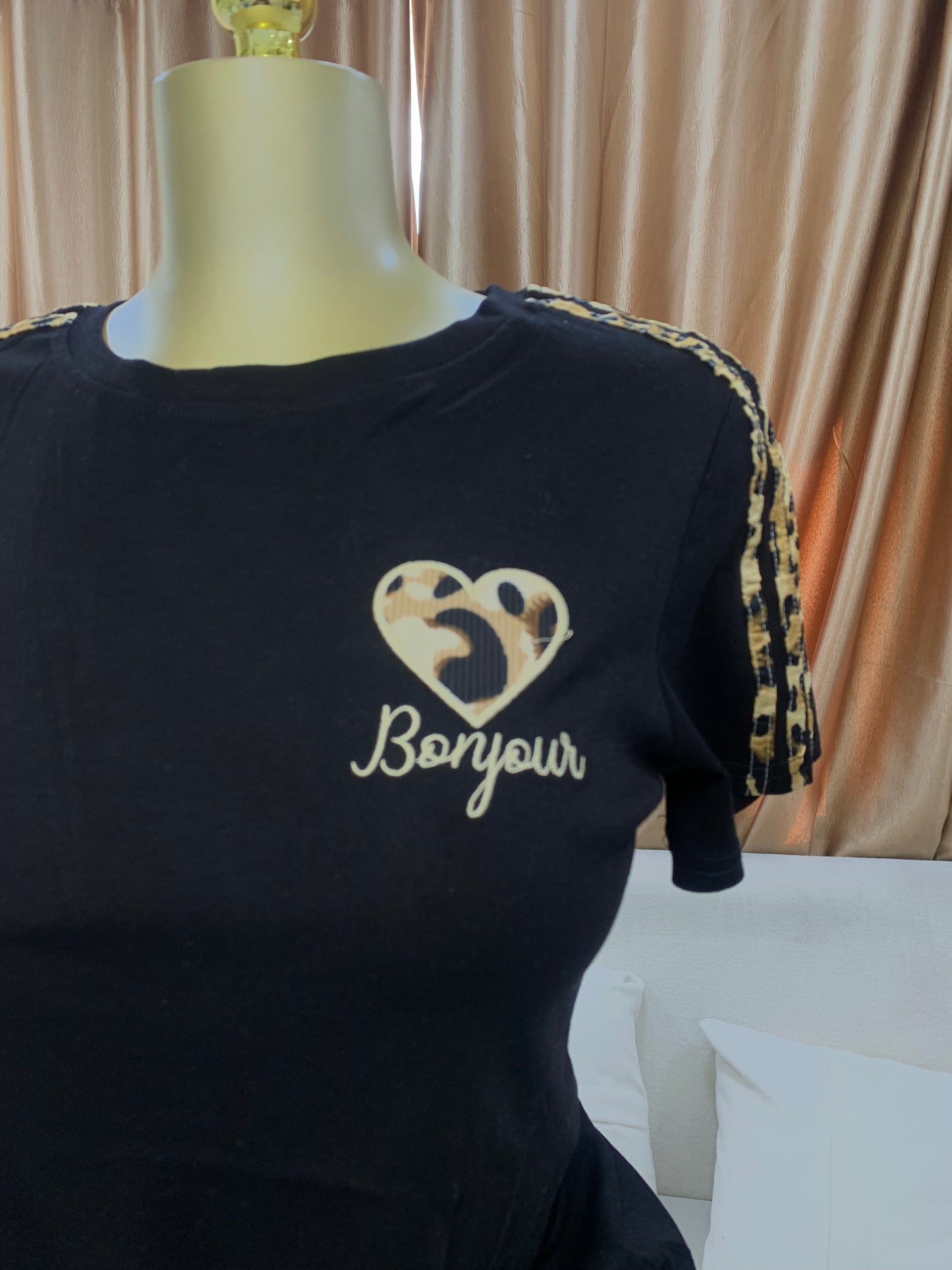 Love bonjour top MID1278