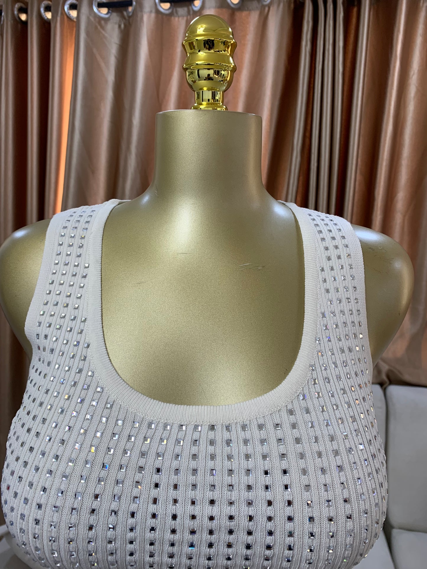 Stoned sleeveless top MID131