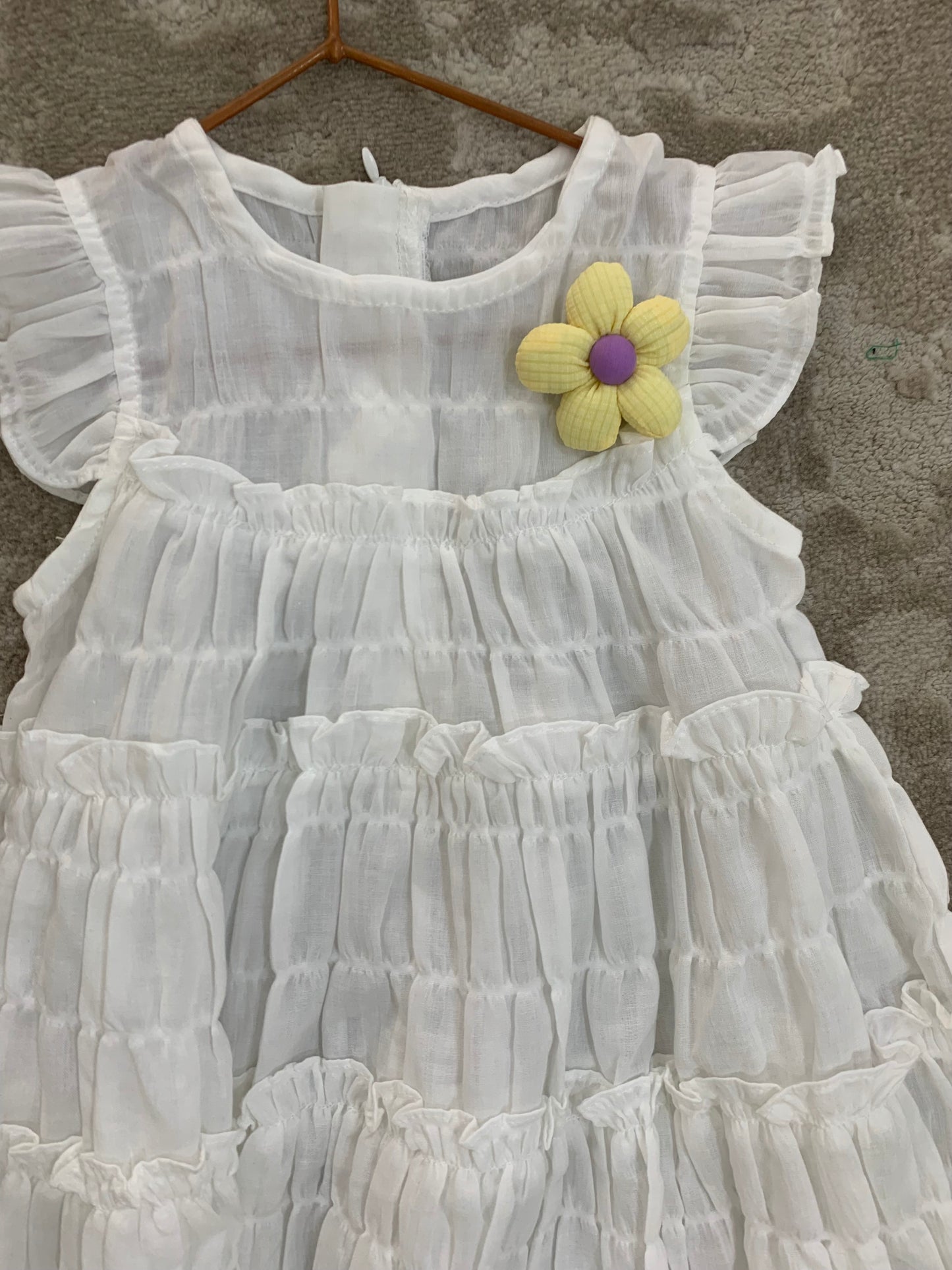 Children gown 105