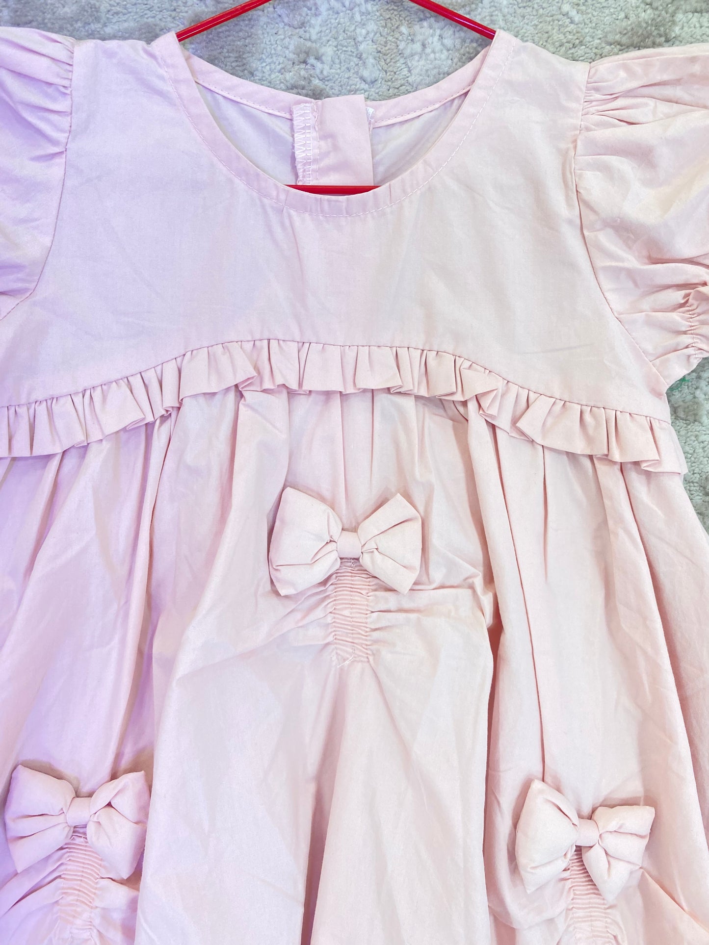 Children gown 108