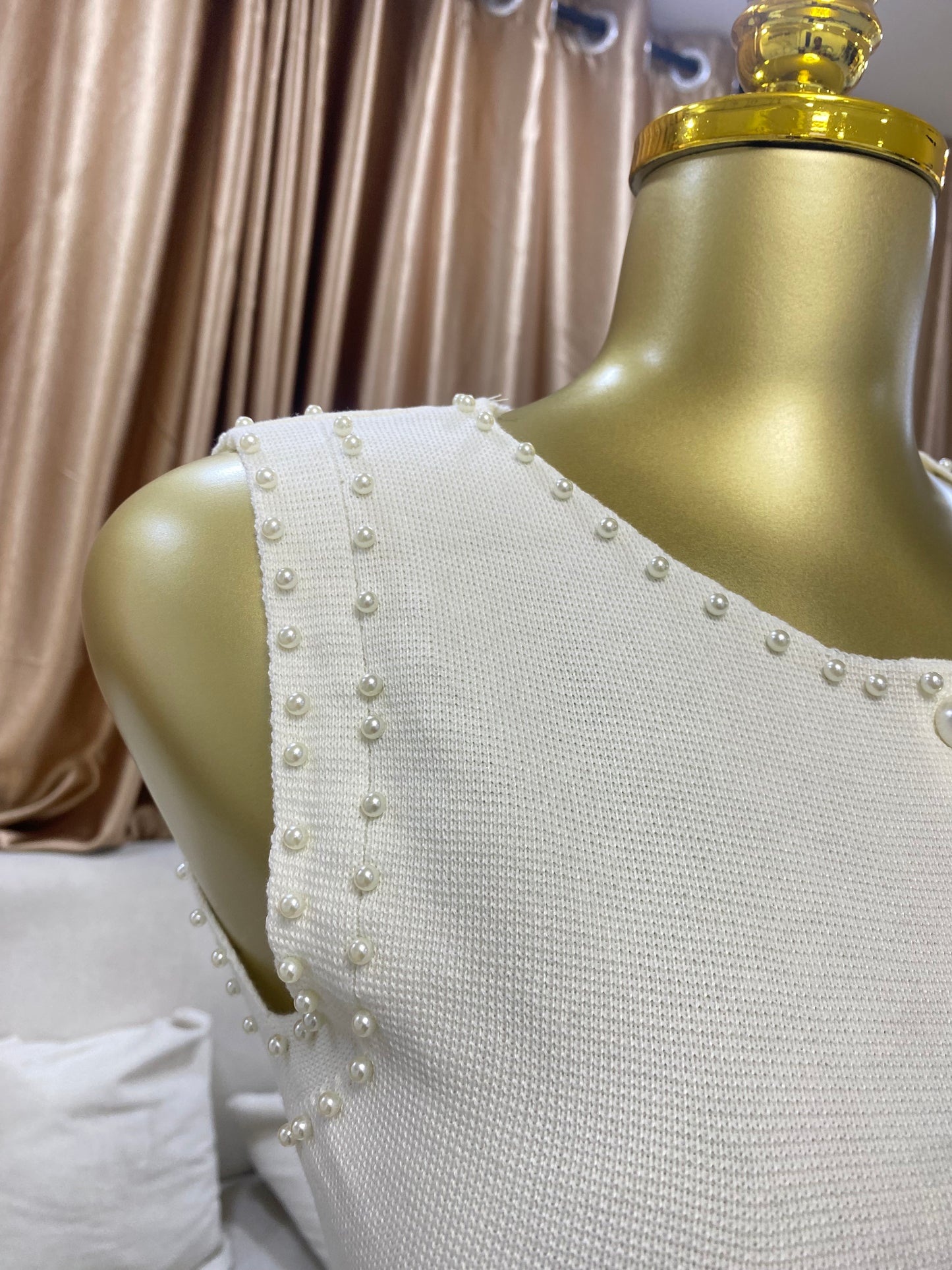 New idol bead gown