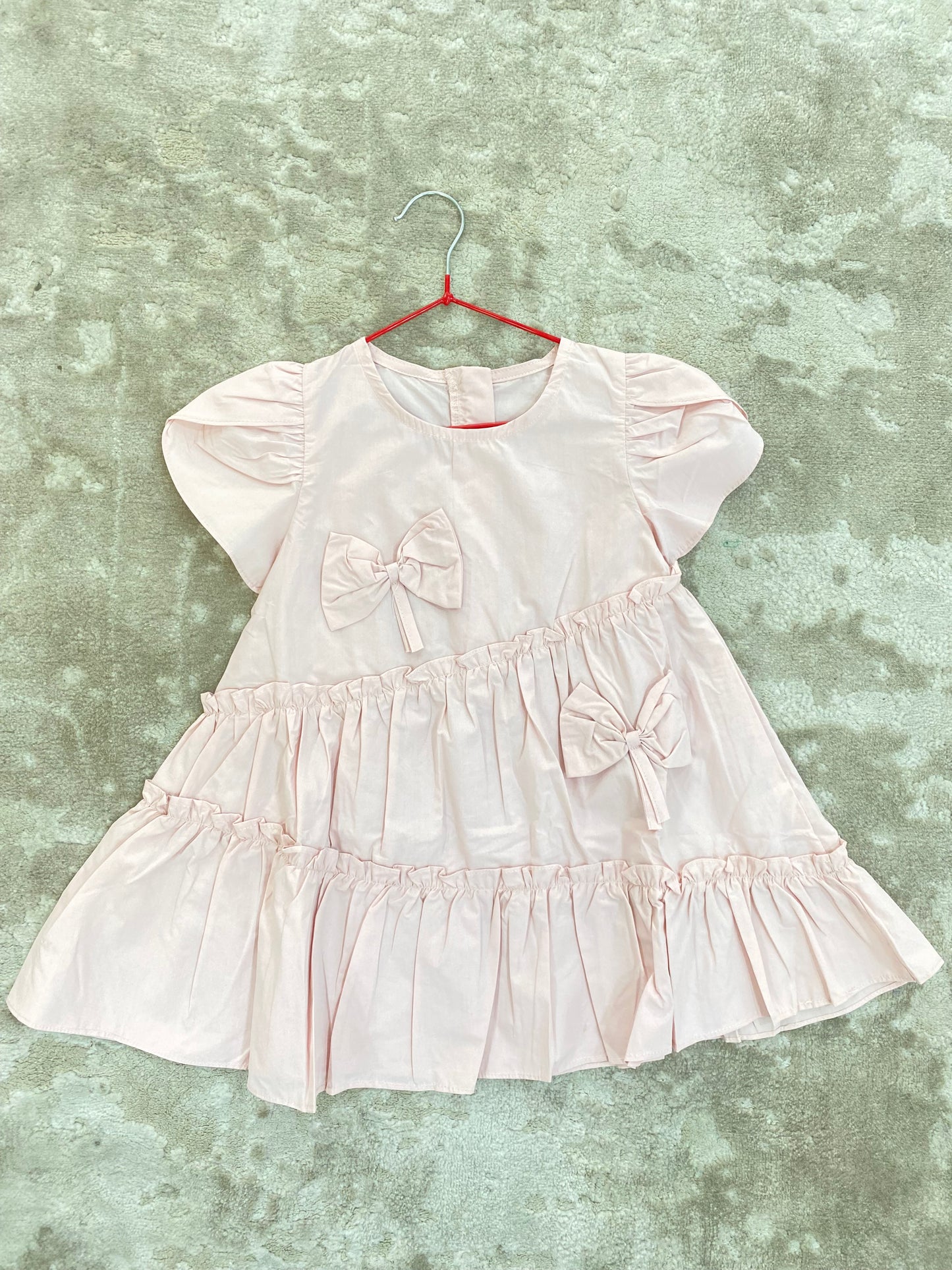Children gown 106