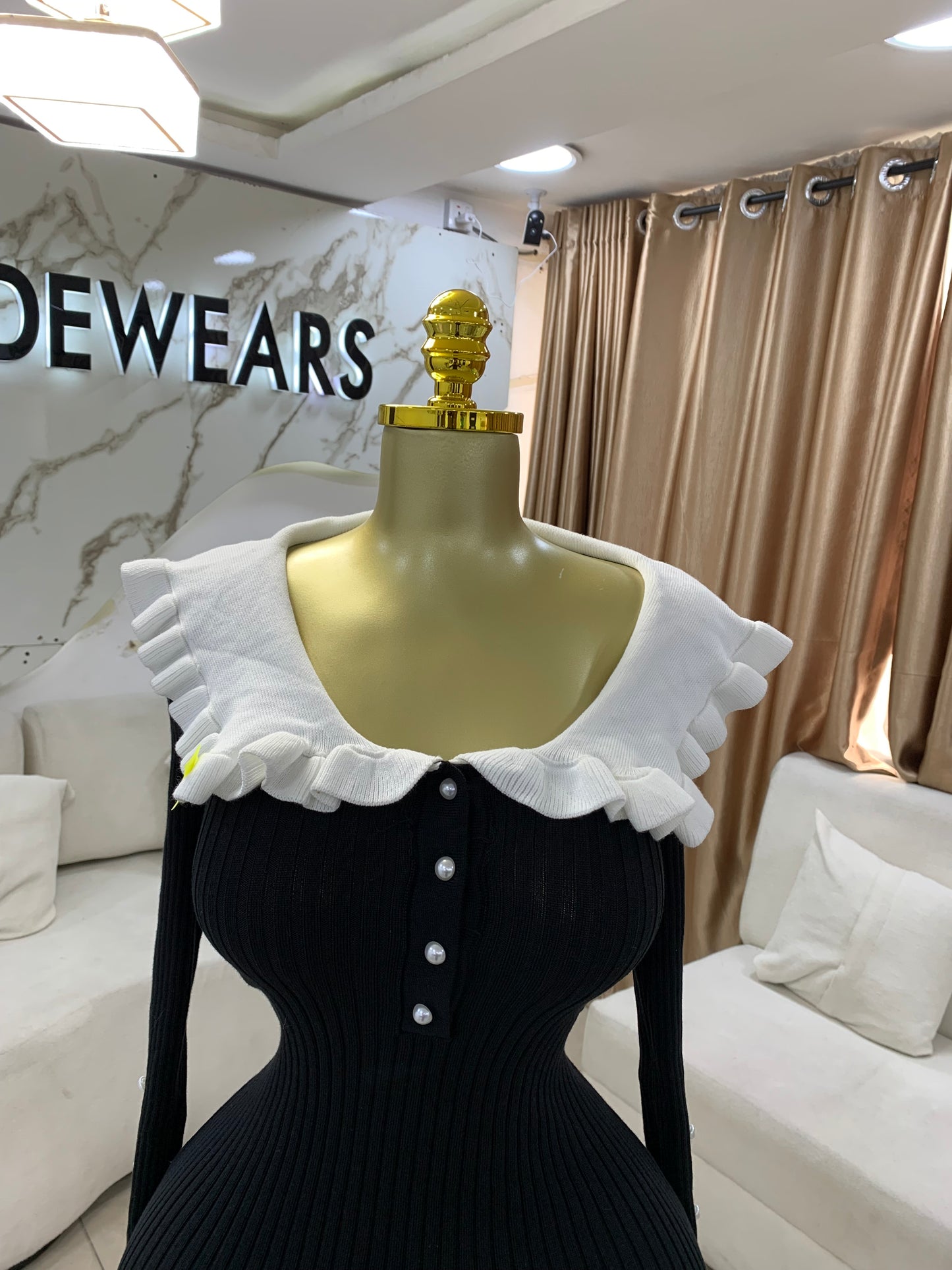 White cape gown MID603