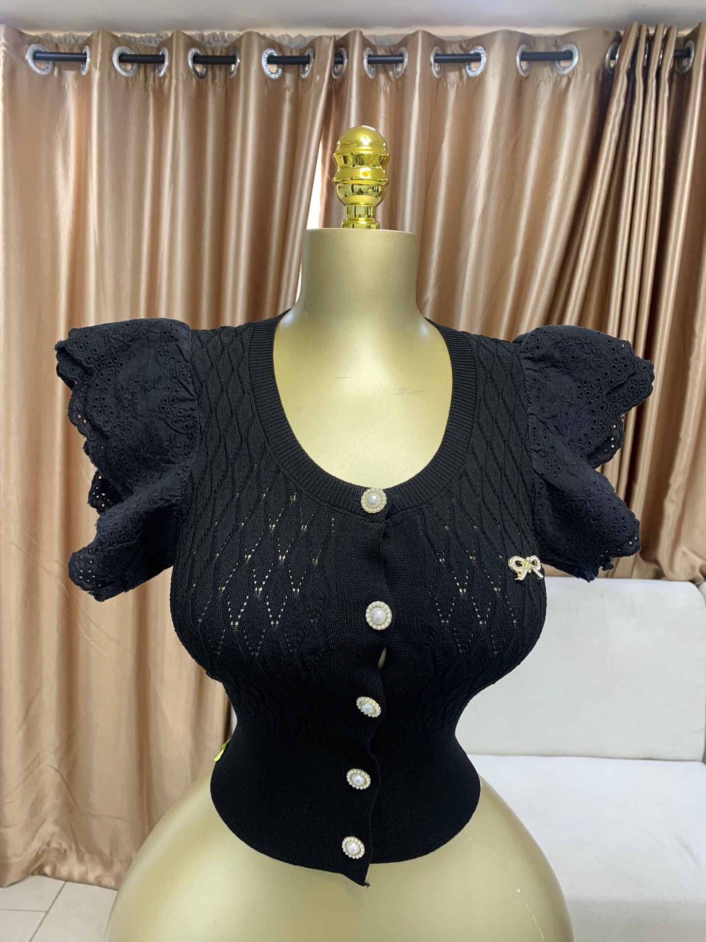Lace sleeve bow top MID126
