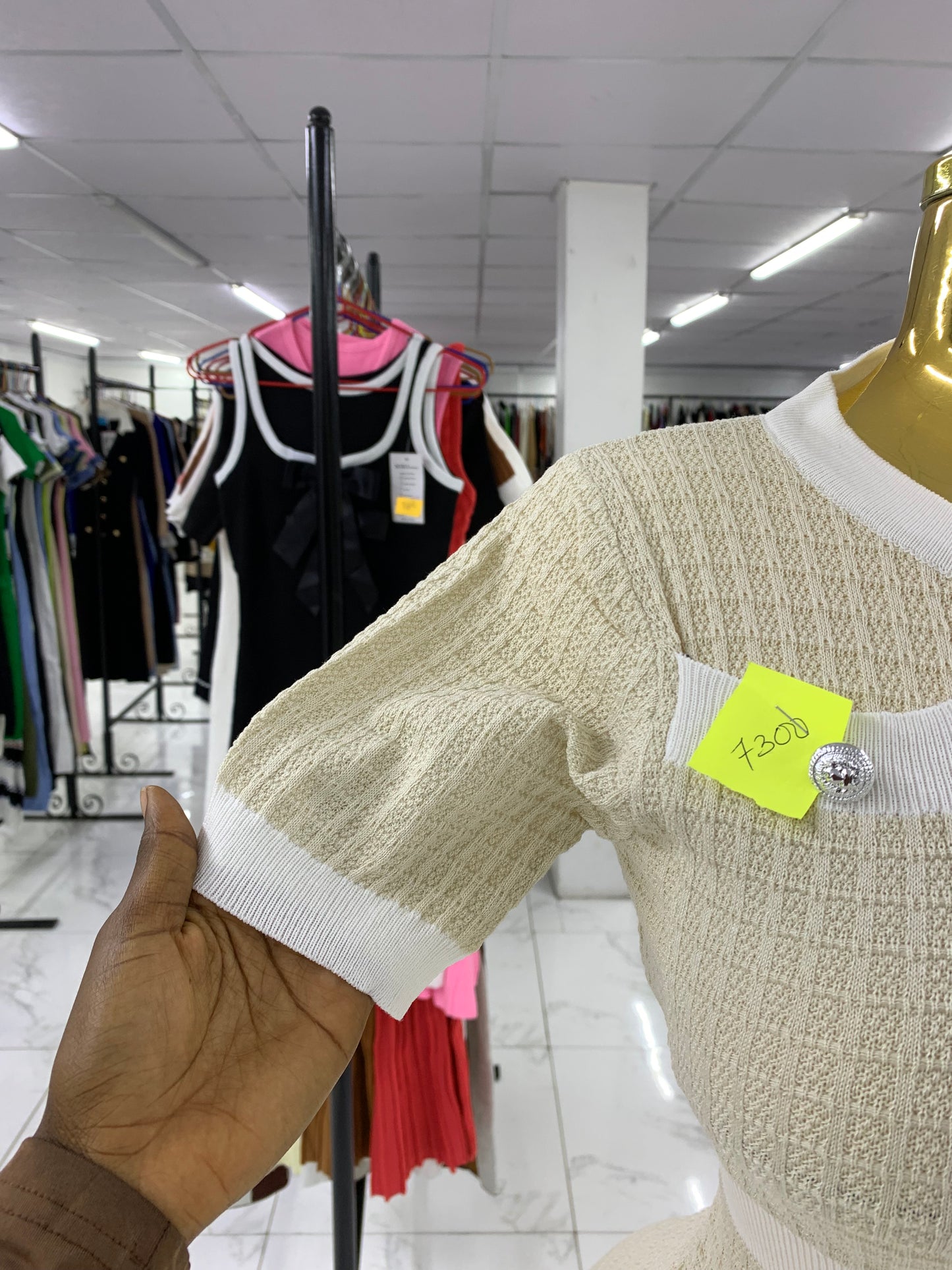 Cream and white short dress MID4008