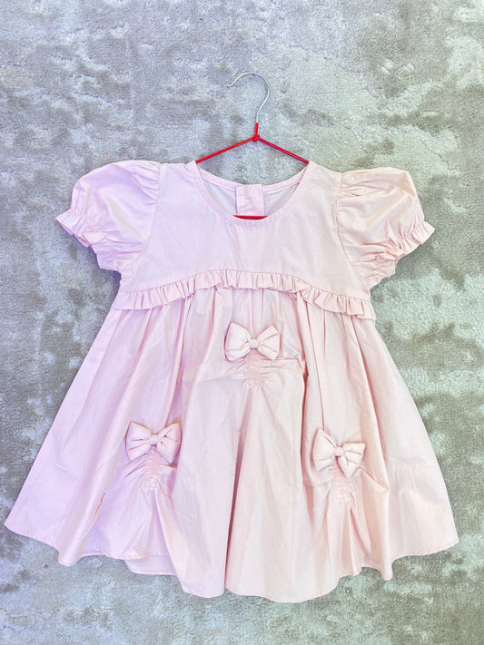 Children gown 108