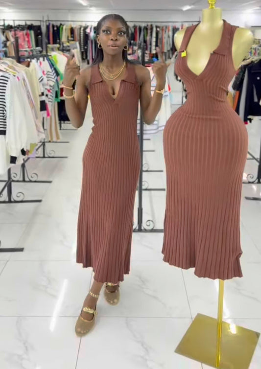 Brown maxi sleeveless gown MID961