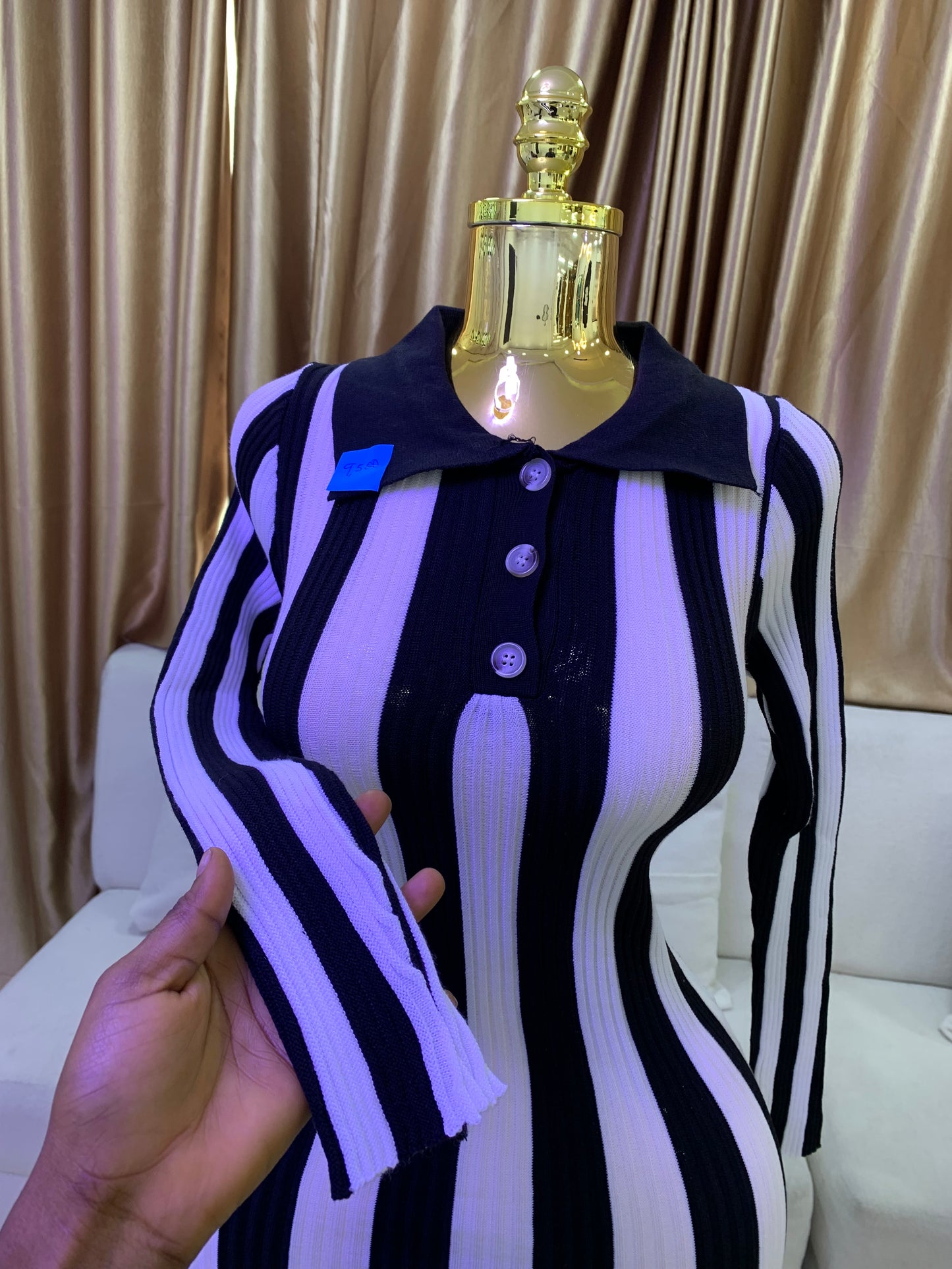 Monochrome collar gown