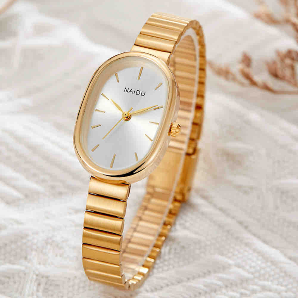 Oval dial watch