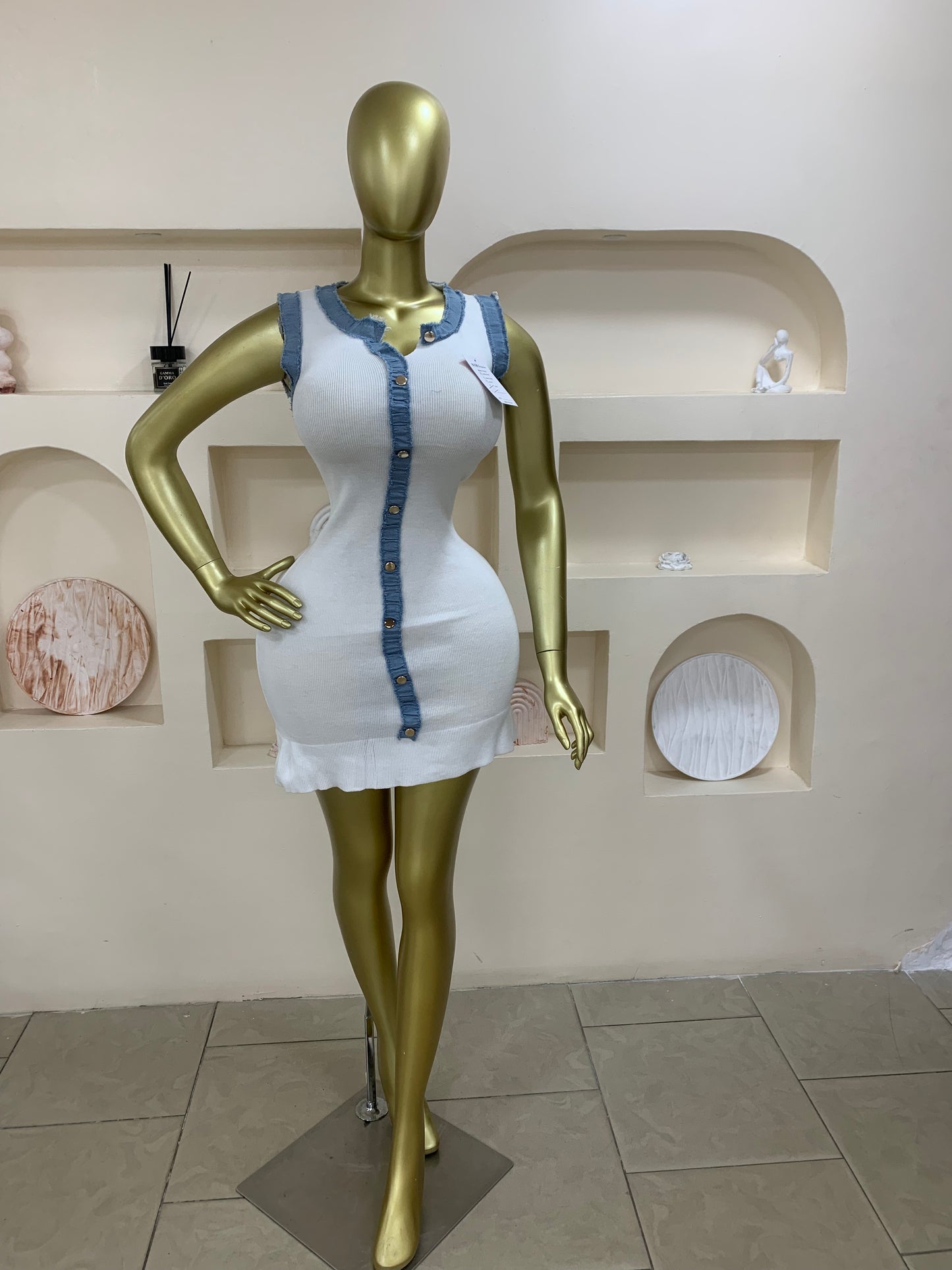 Sleeveless Denim neck dress Tmf017