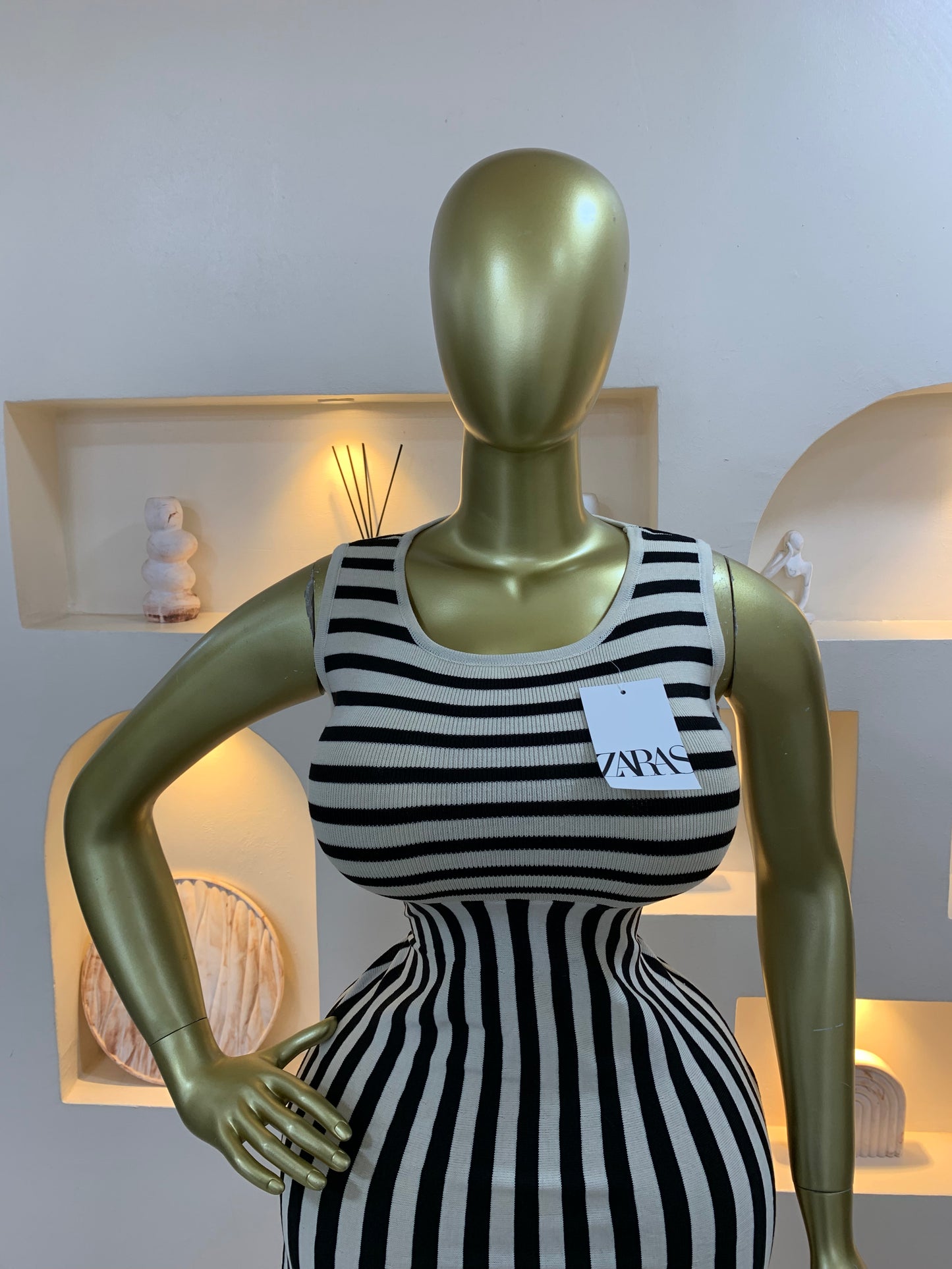 Sleeveless Strip Dress single 103