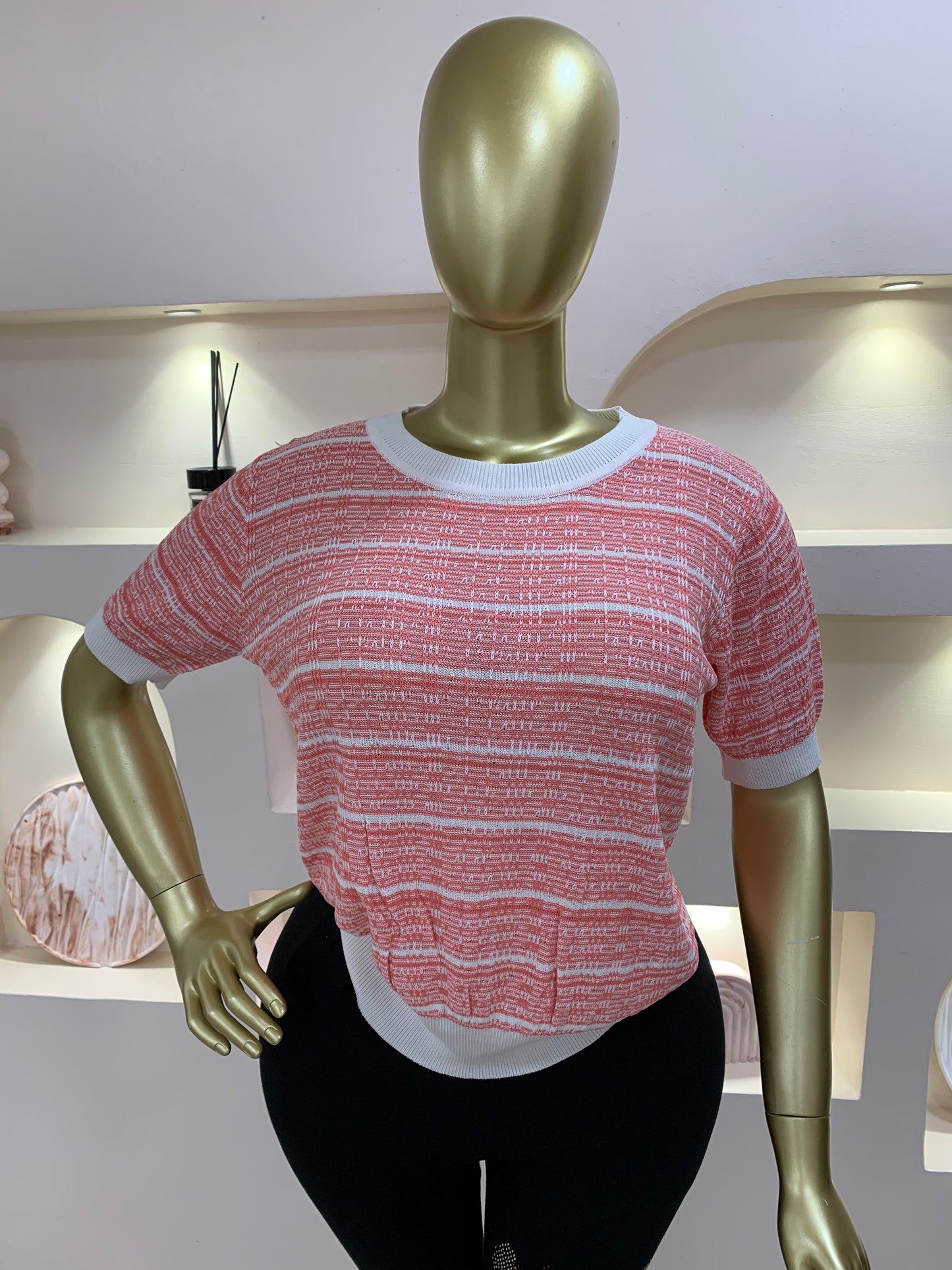 Round Neck Knitted Top